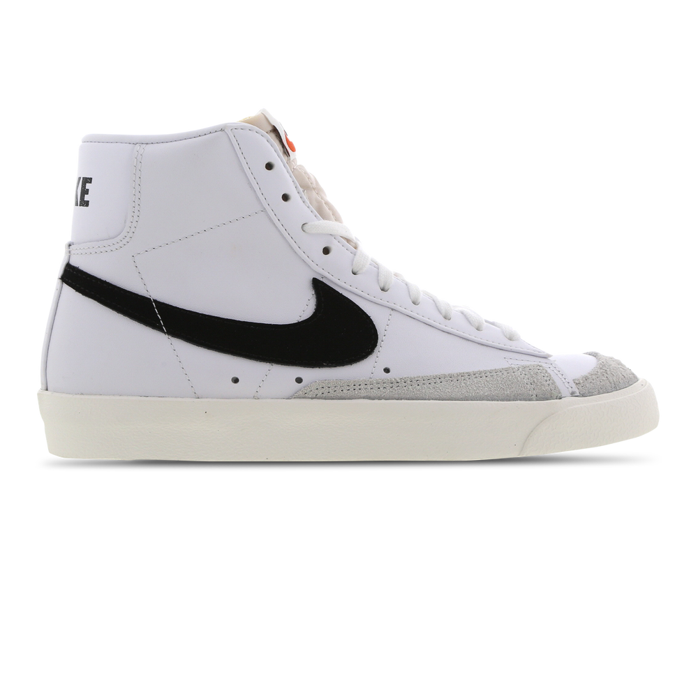 NIKE BLAZER