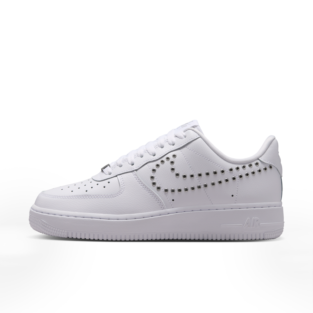 AIR FORCE 1 '07 LV8 סניקרס