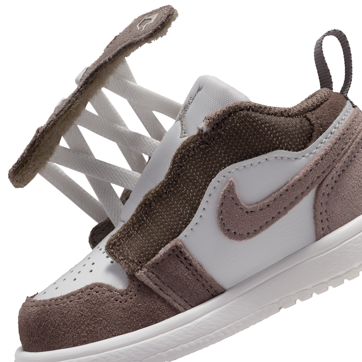 Jordan 1 Low Alt סניקרס