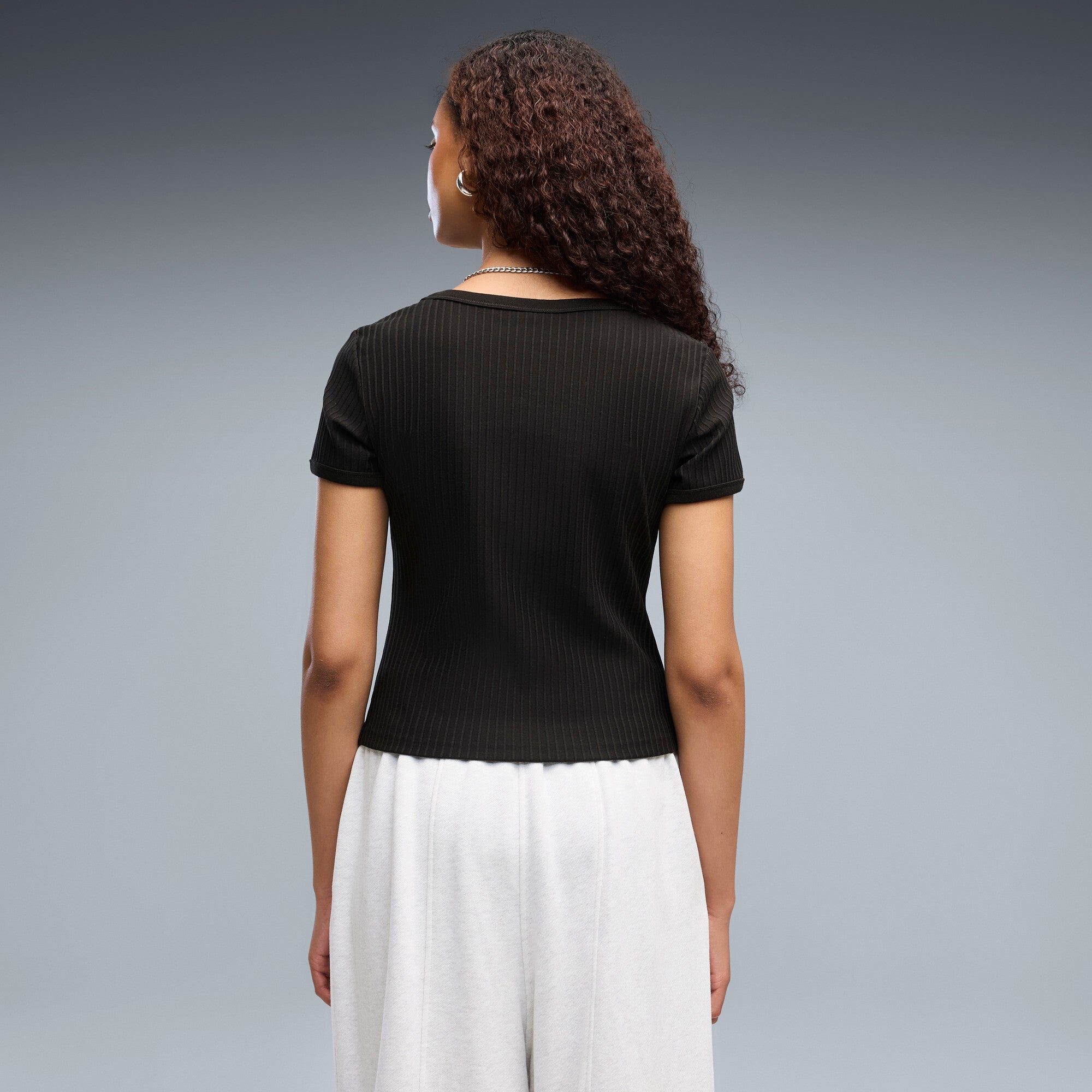 ESS RIBBED SLIM טישרט