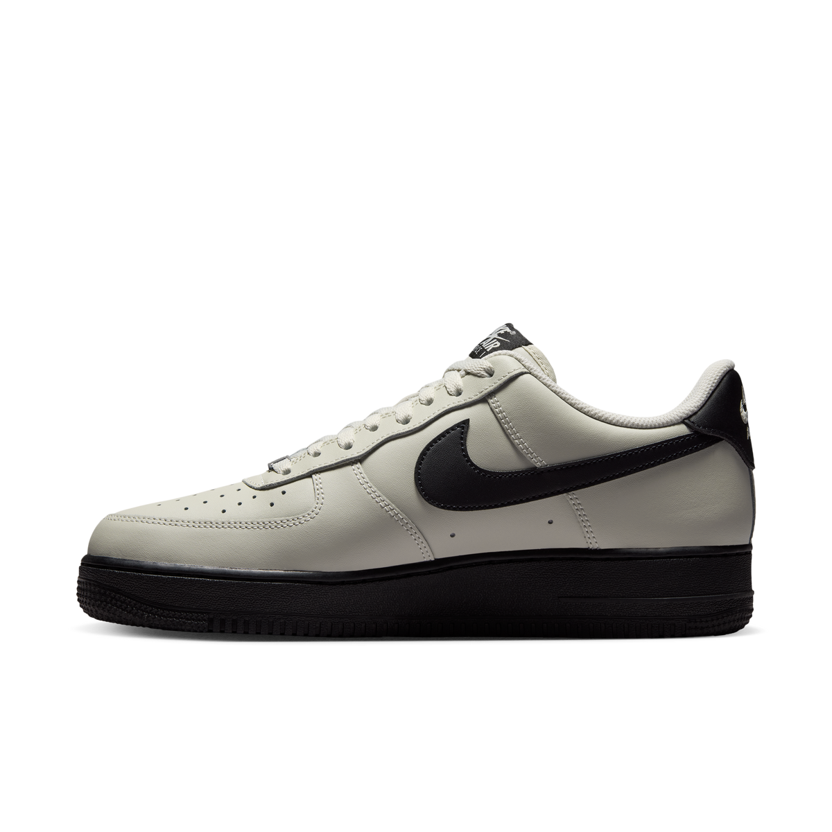 Air Force 1 סניקרס