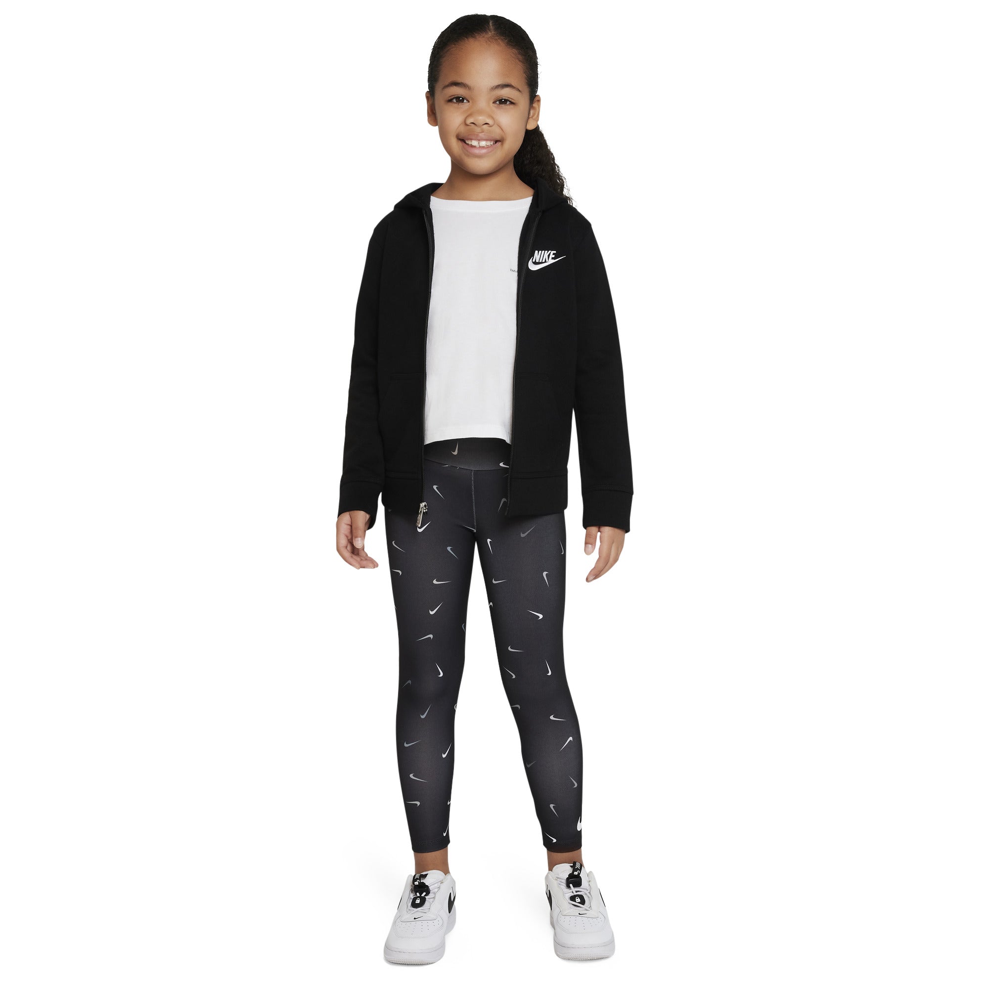 ESSNTL טיץ