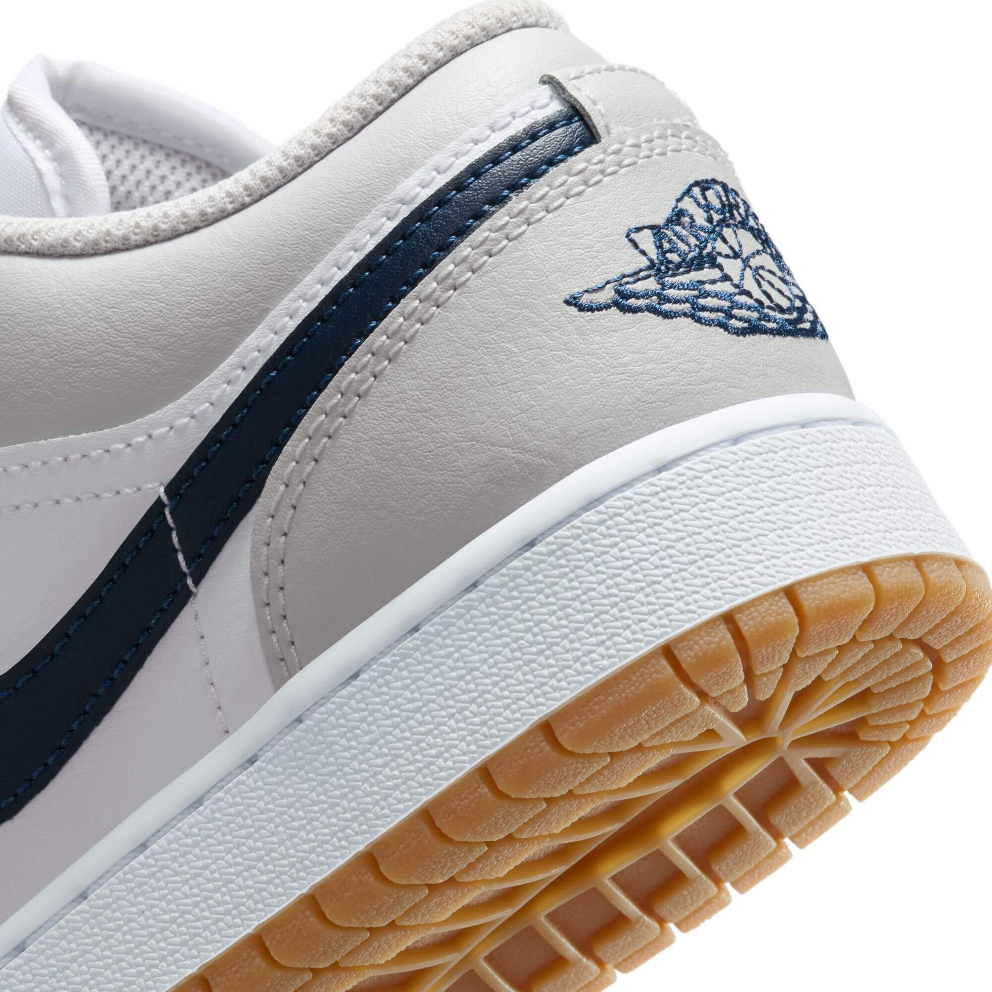 AIR JORDAN 1 LOW סניקרס