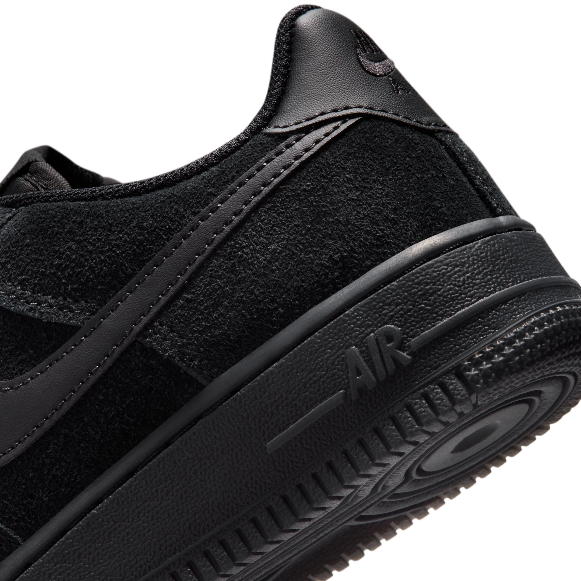 AIR FORCE 1 LV8 סניקרס