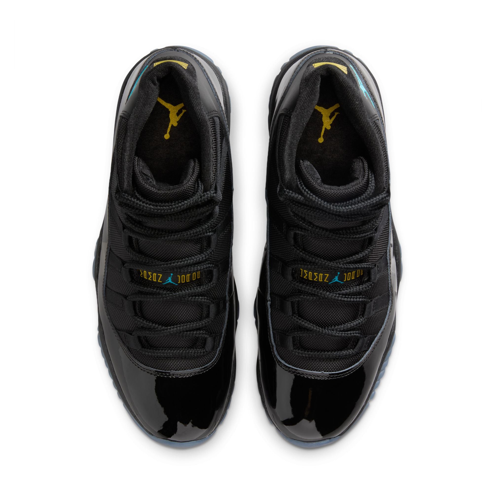 AIR JORDAN 11 RETRO סניקרס