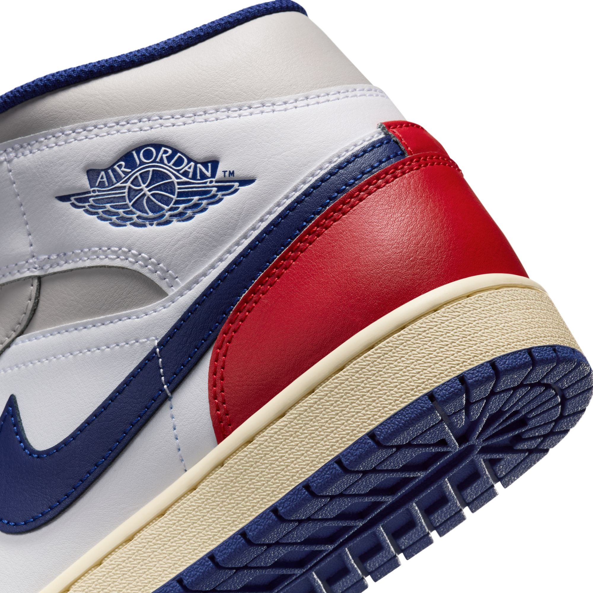 AIR JORDAN 1 MID סניקרס