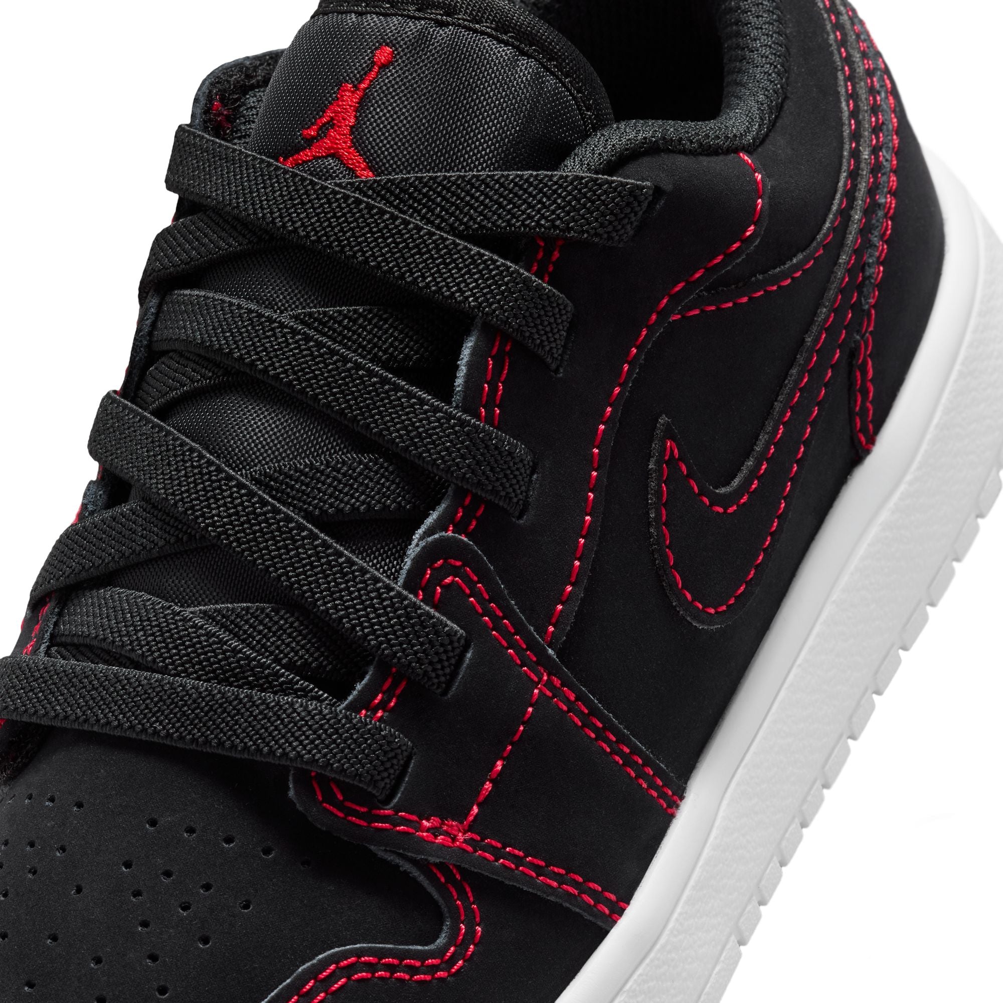 JORDAN 1 LOW ALT סניקרס