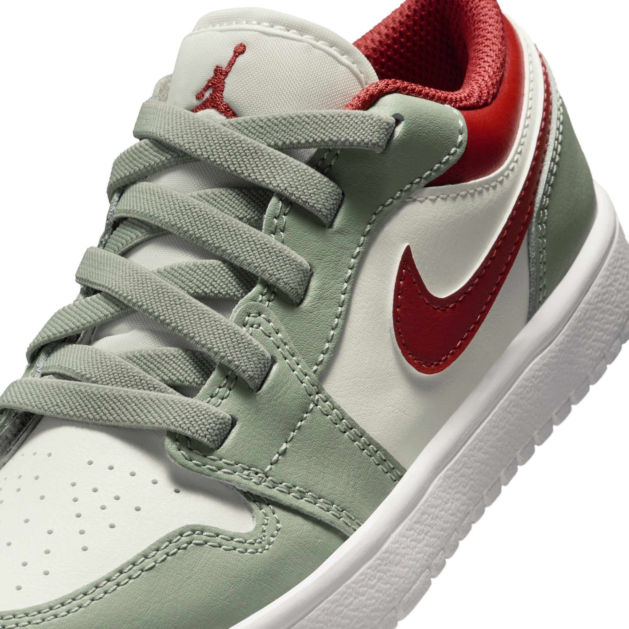 JORDAN 1 LOW ALT סניקרס