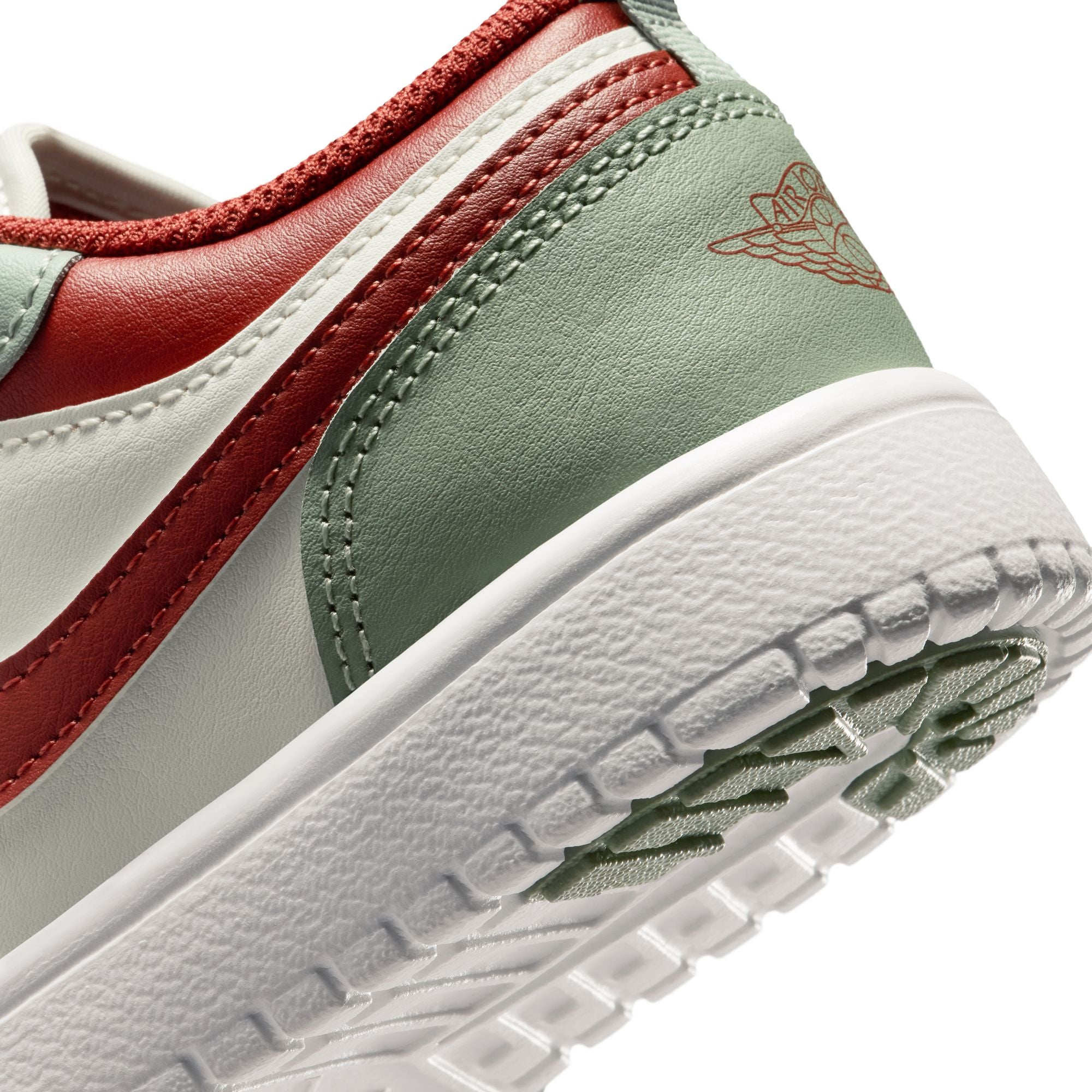 JORDAN 1 LOW ALT סניקרס