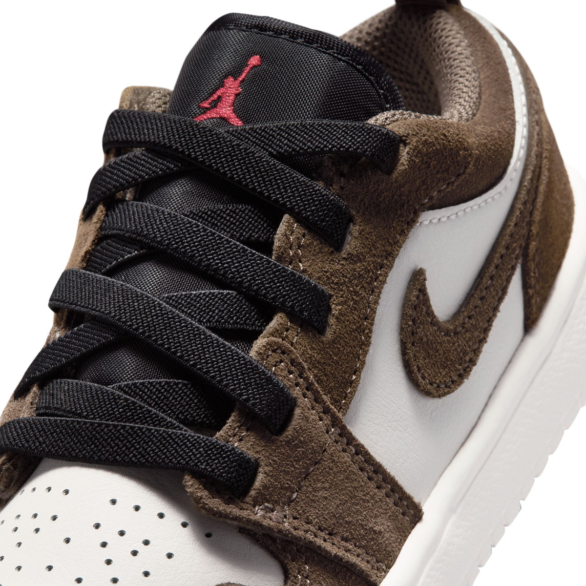 JORDAN 1 LOW ALT סניקרס