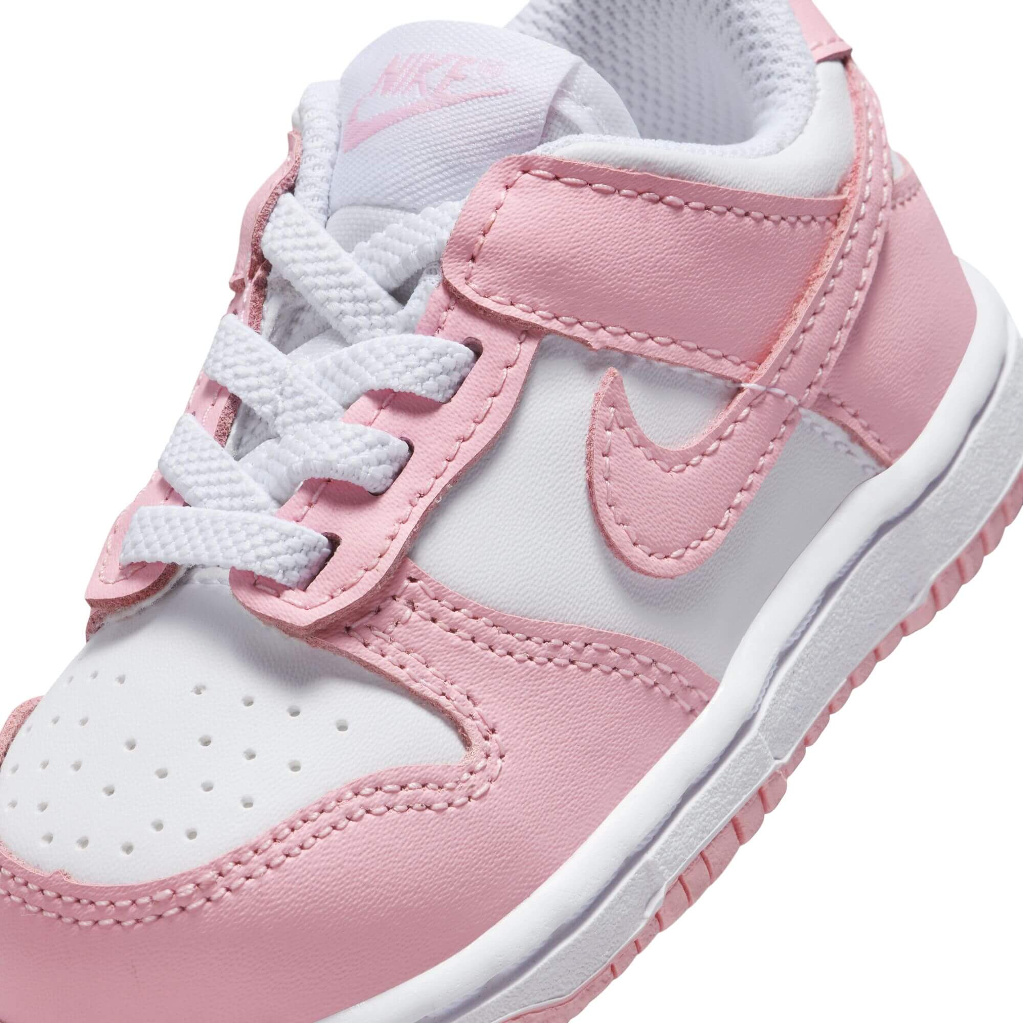 DUNK LOW סניקרס