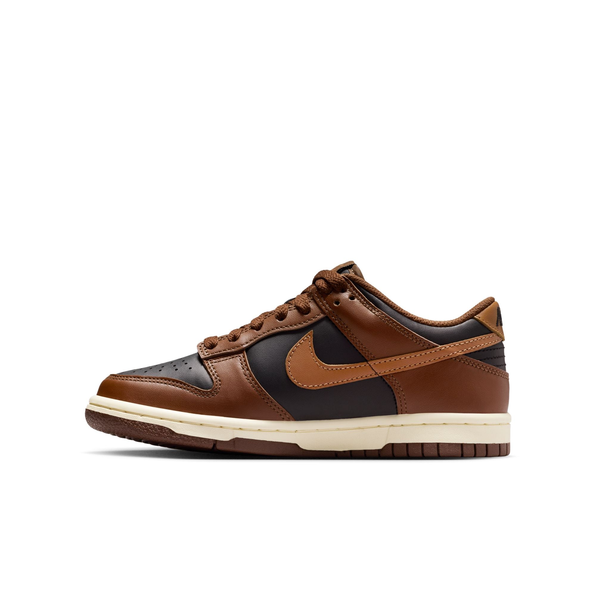 NIKE DUNK LOW סניקרס