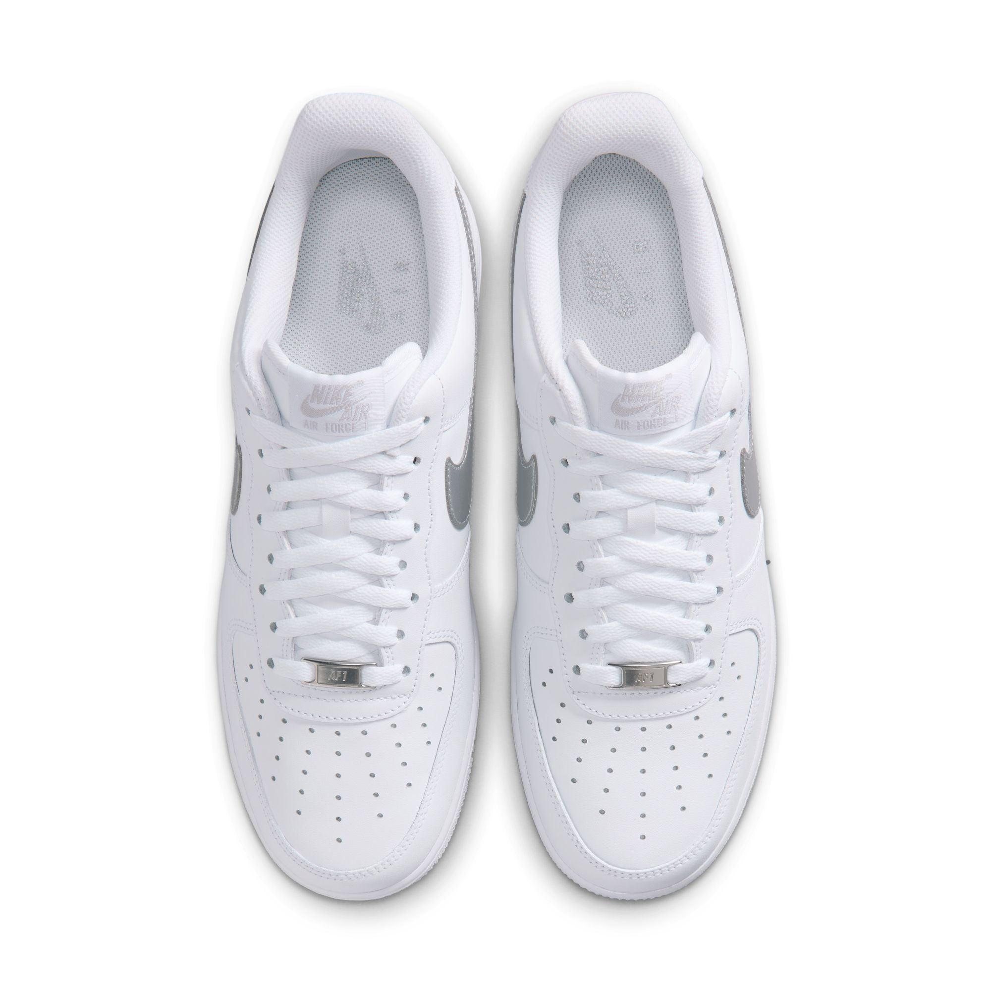 AIR FORCE 1 07 סניקרס