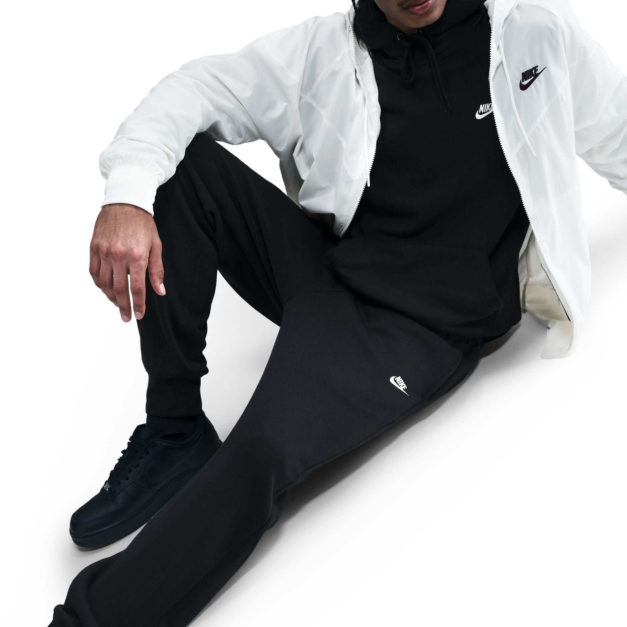 NIKE CLUB מכנסי ג'וגרים