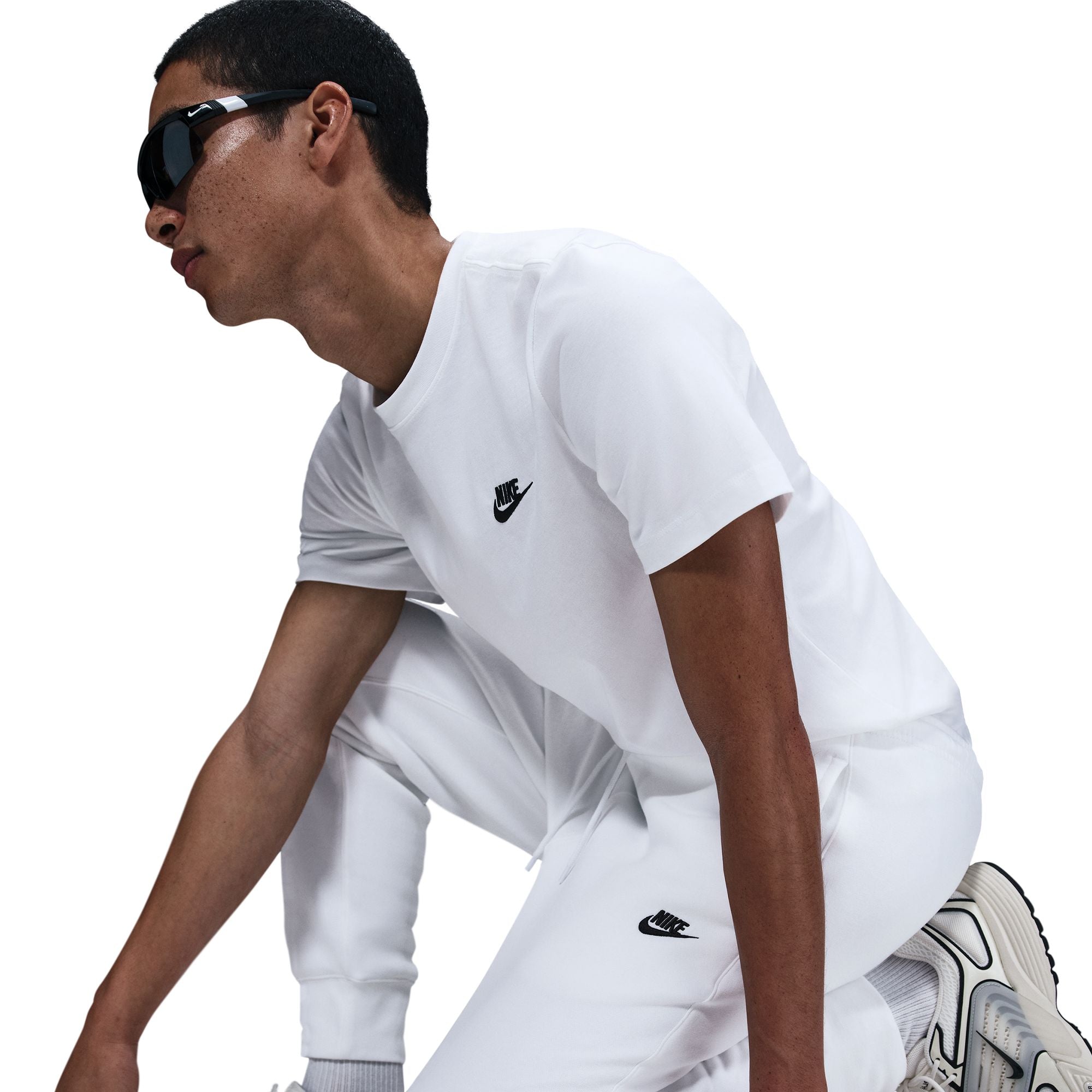 NIKE CLUB מכנסי ג'וגרים