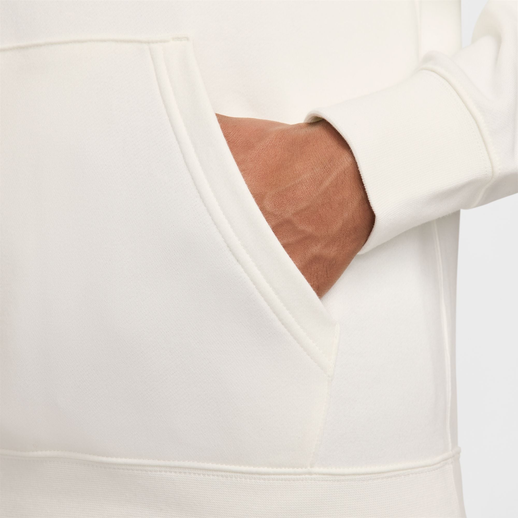 | NK CLUB FT PO HOODIE סווטשירט | FOOT LOCKER