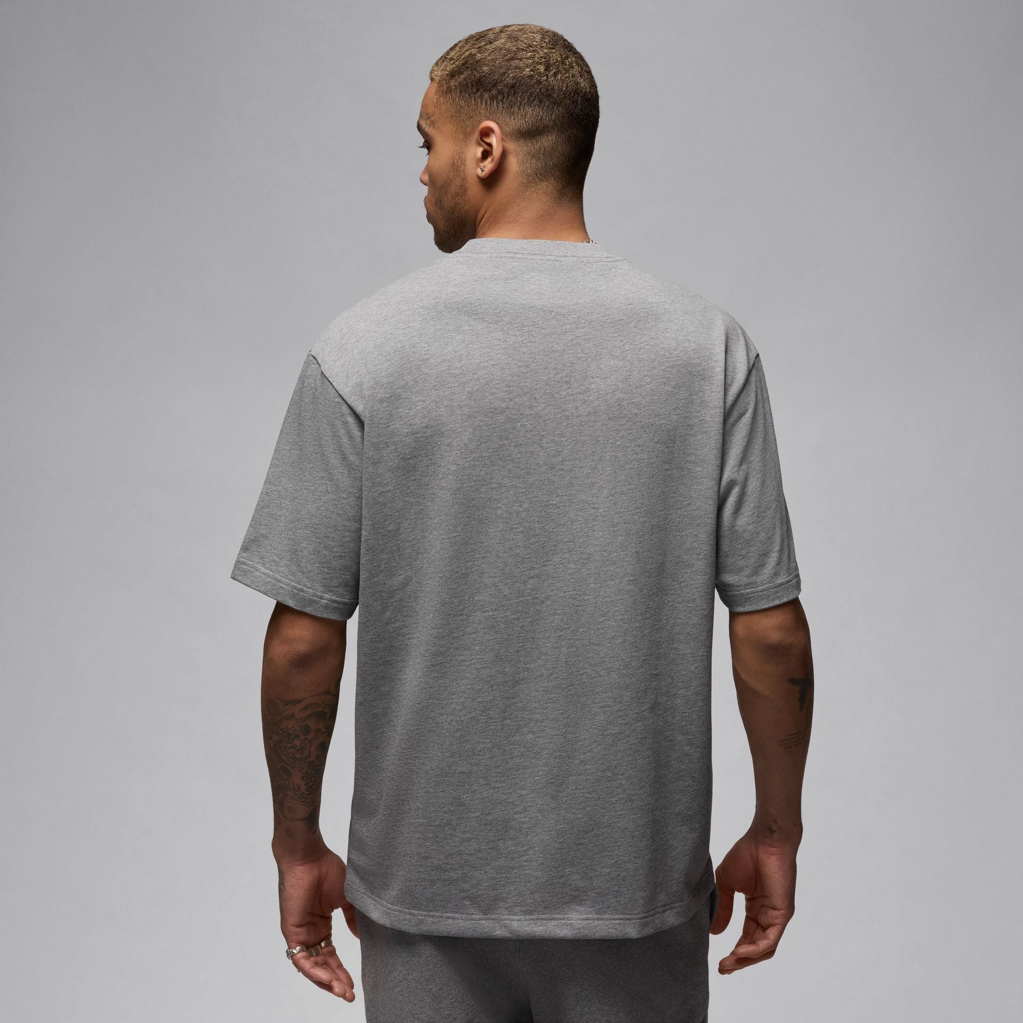 Jordan Flight Essentials 85 טישרט