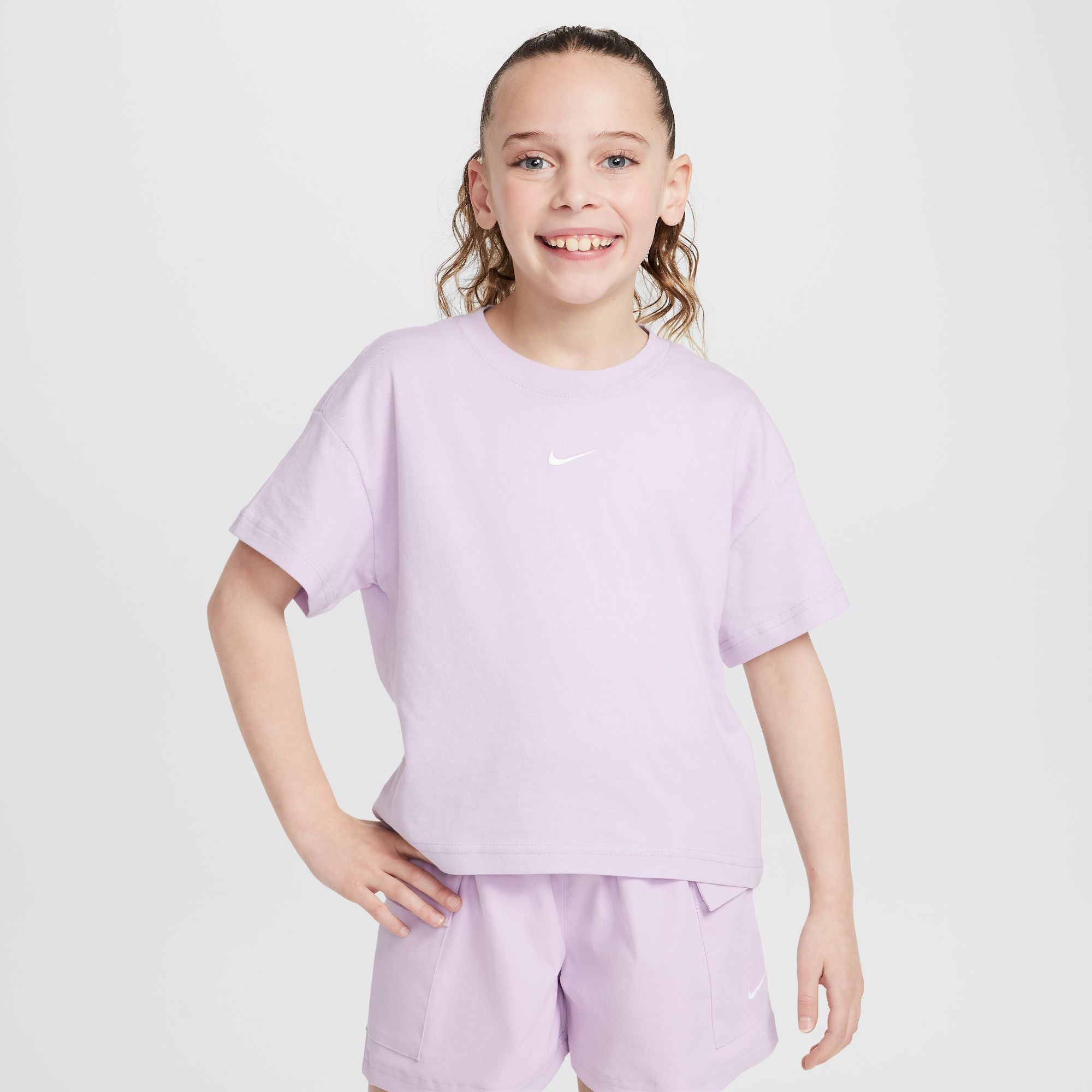 Sportswear Essential טישרט