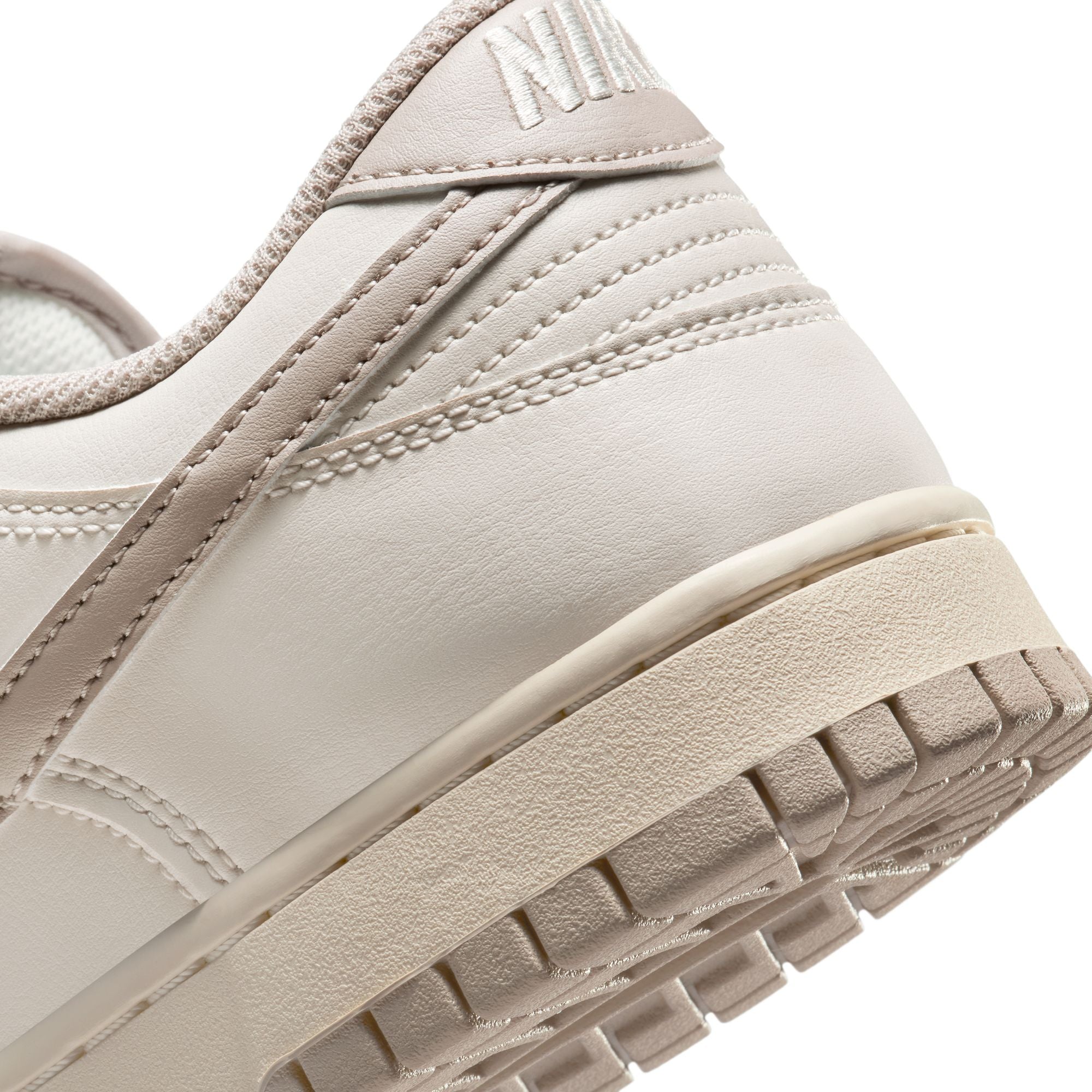 DUNK LOW RETRO סניקרס