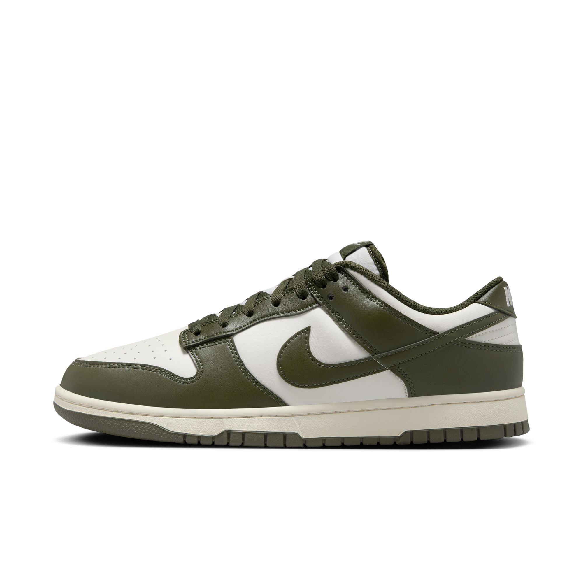 NIKE DUNK LOW RETRO סניקרס