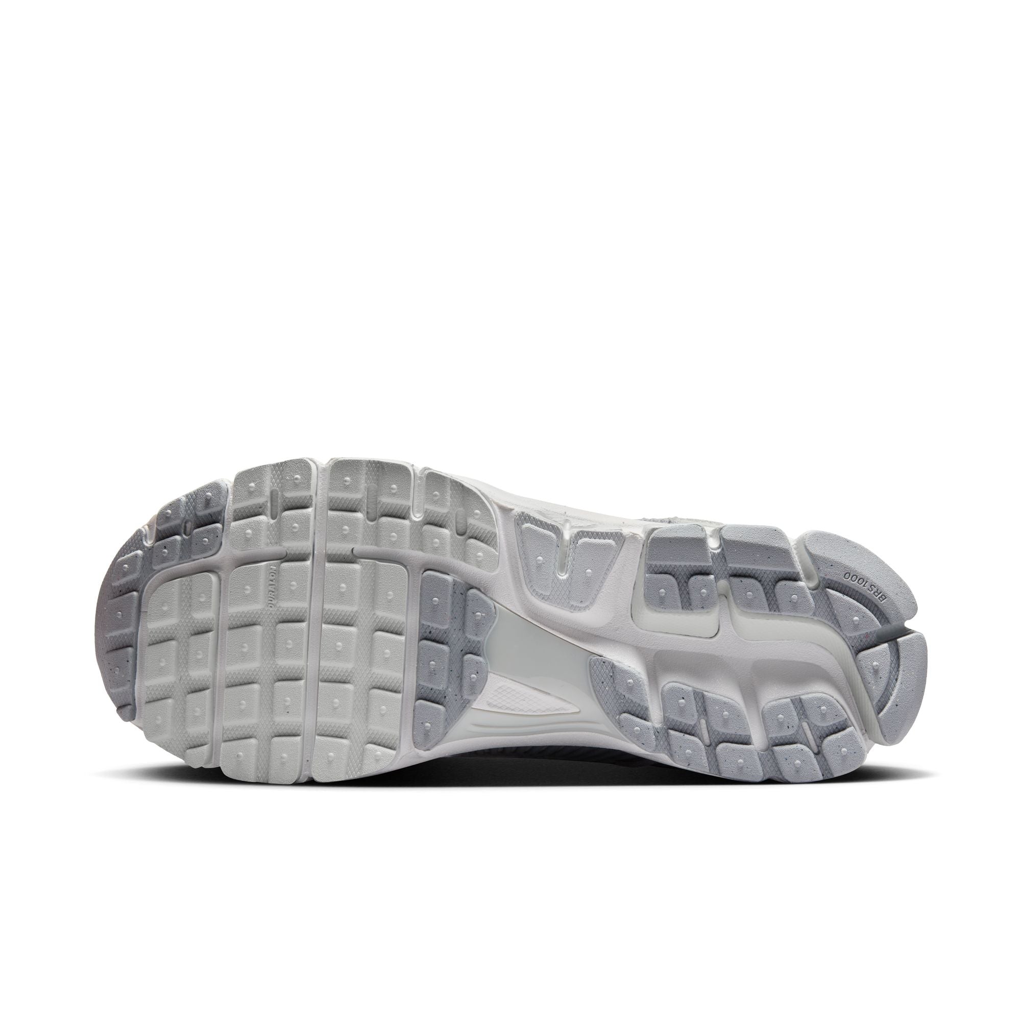 NIKE ZOOM VOMERO 5 סניקרס