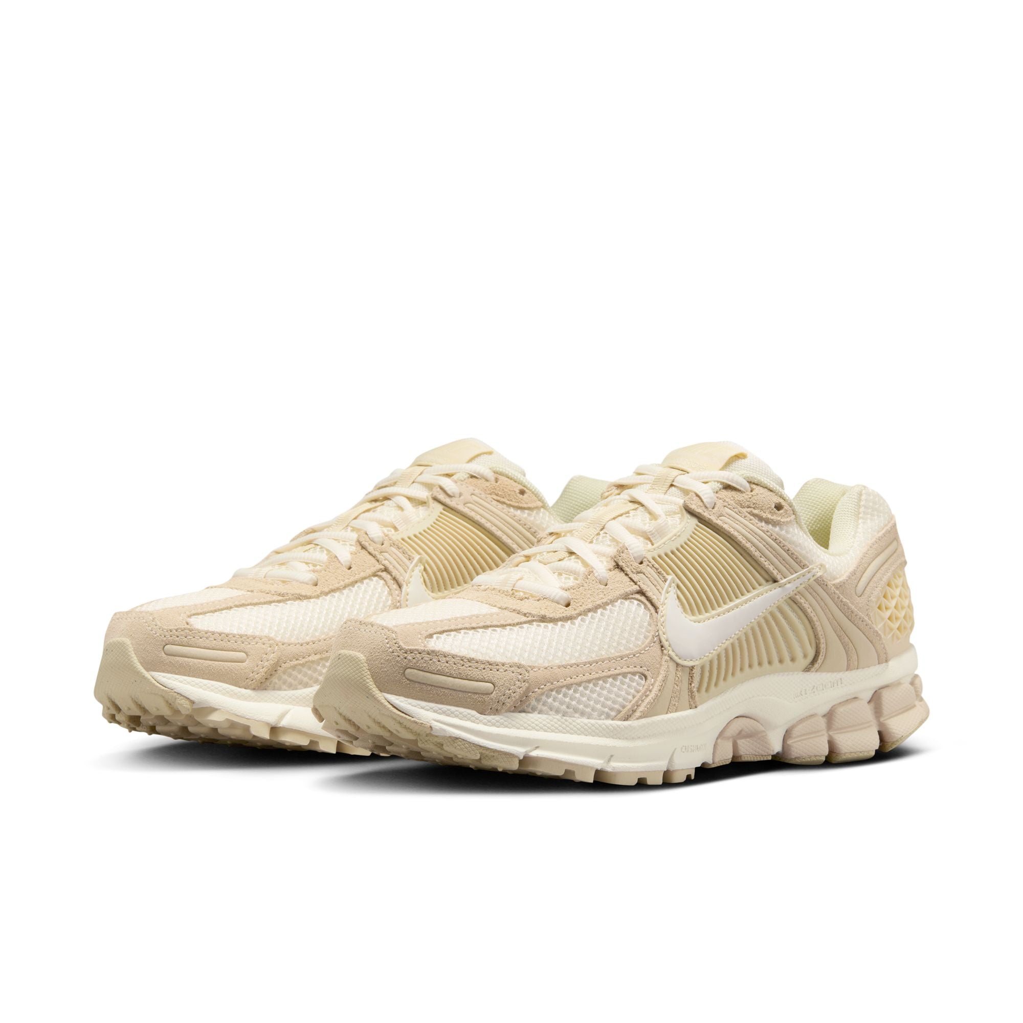 NIKE ZOOM VOMERO 5 סניקרס