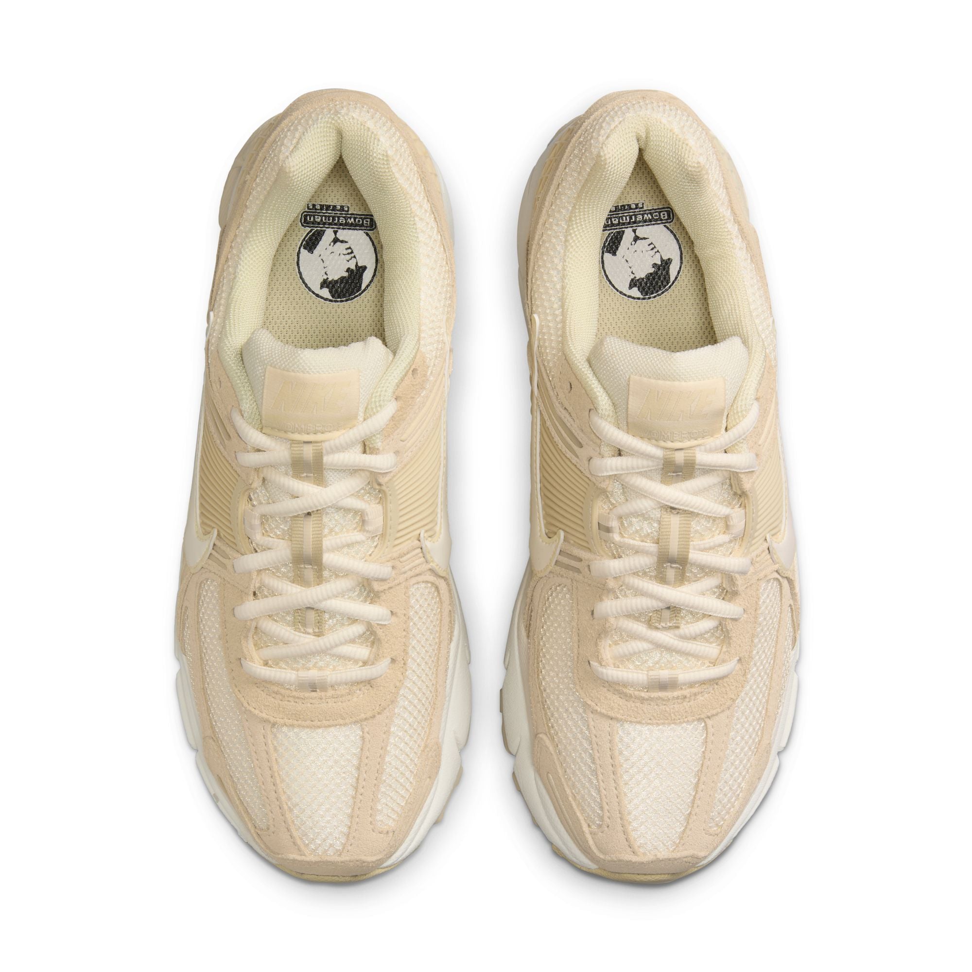NIKE ZOOM VOMERO 5 סניקרס