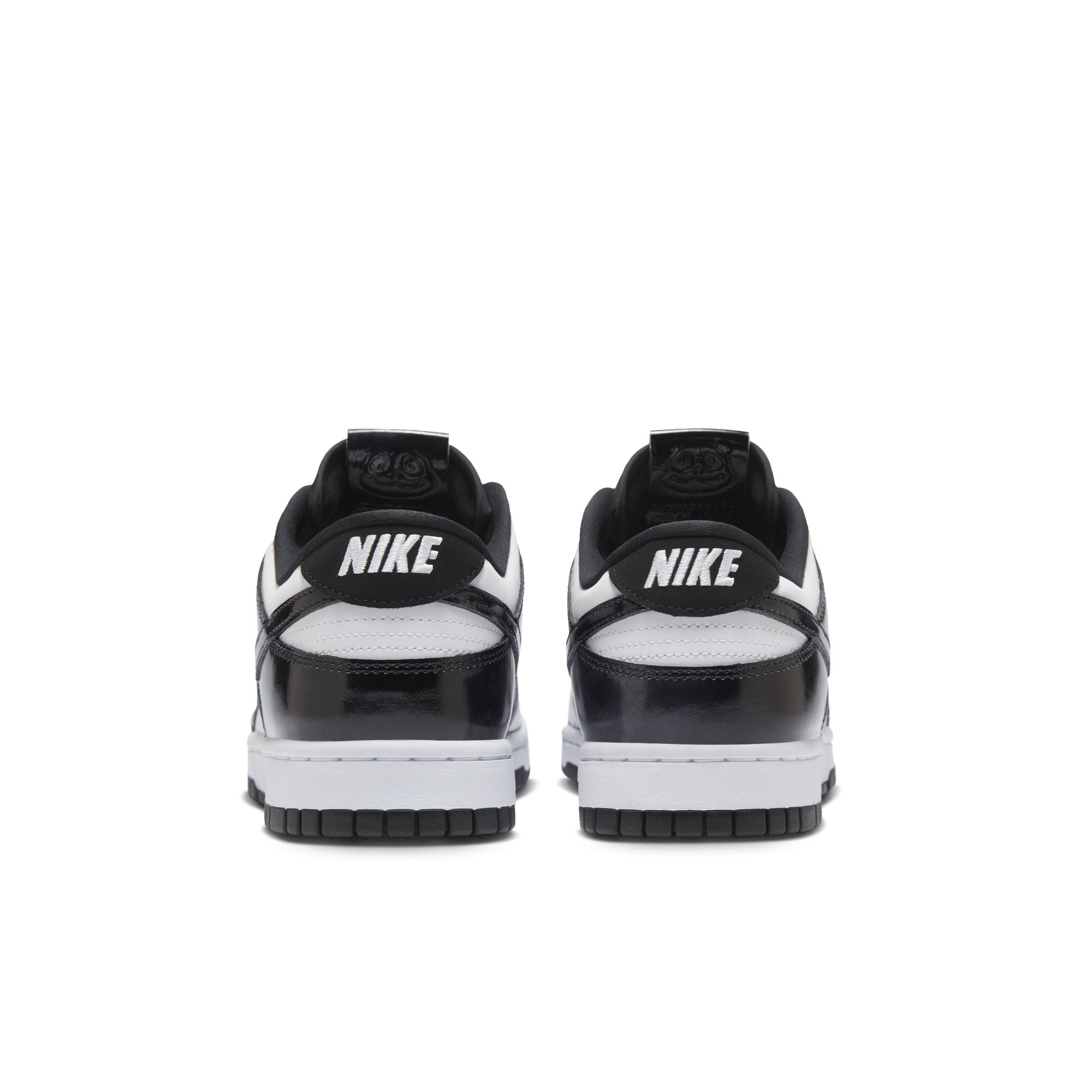 DUNK LOW RETRO SE סניקרס