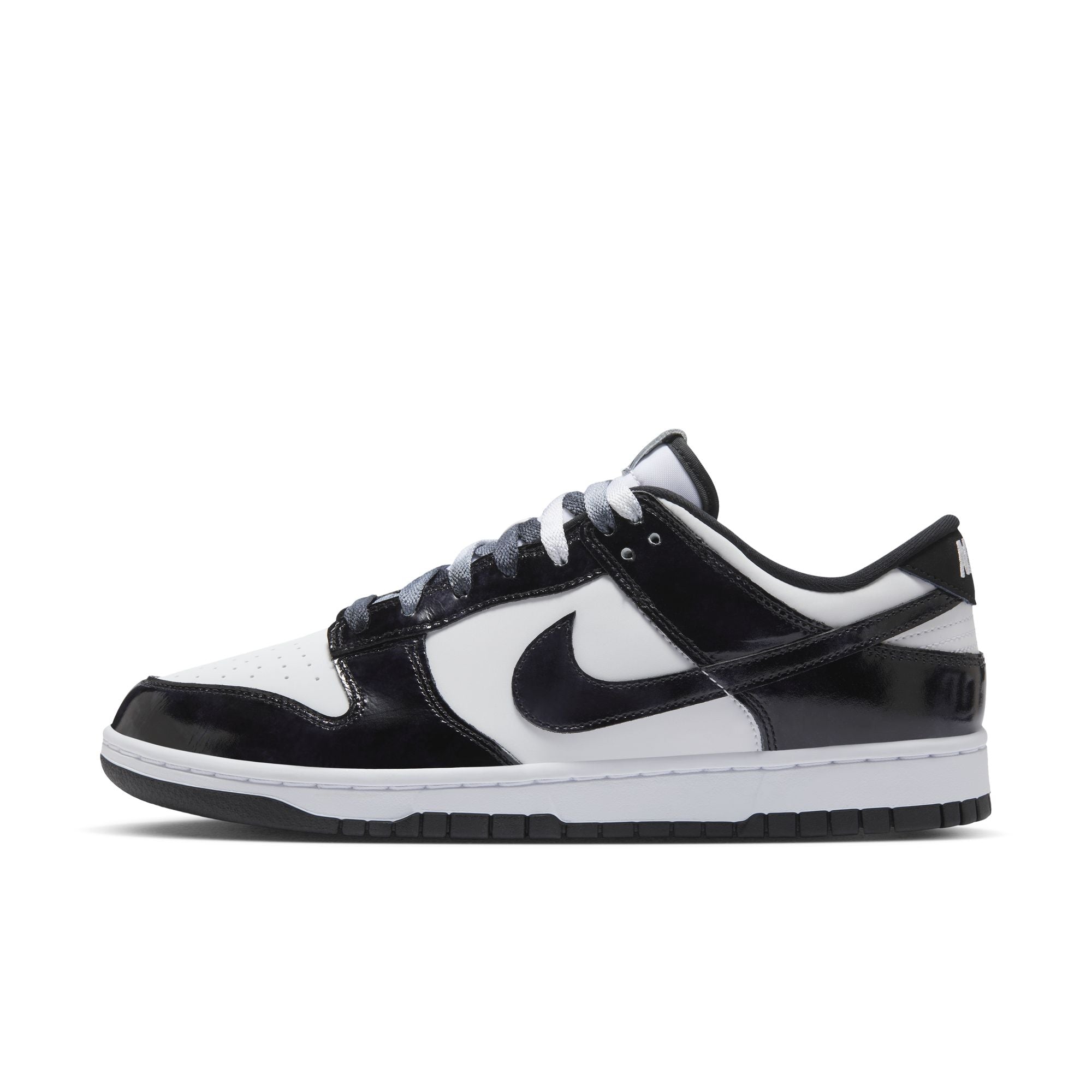 DUNK LOW RETRO SE סניקרס