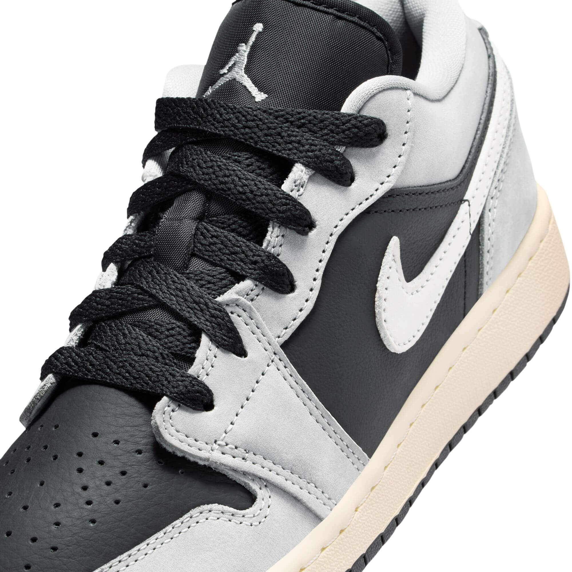 AIR JORDAN 1 LOW סניקרס