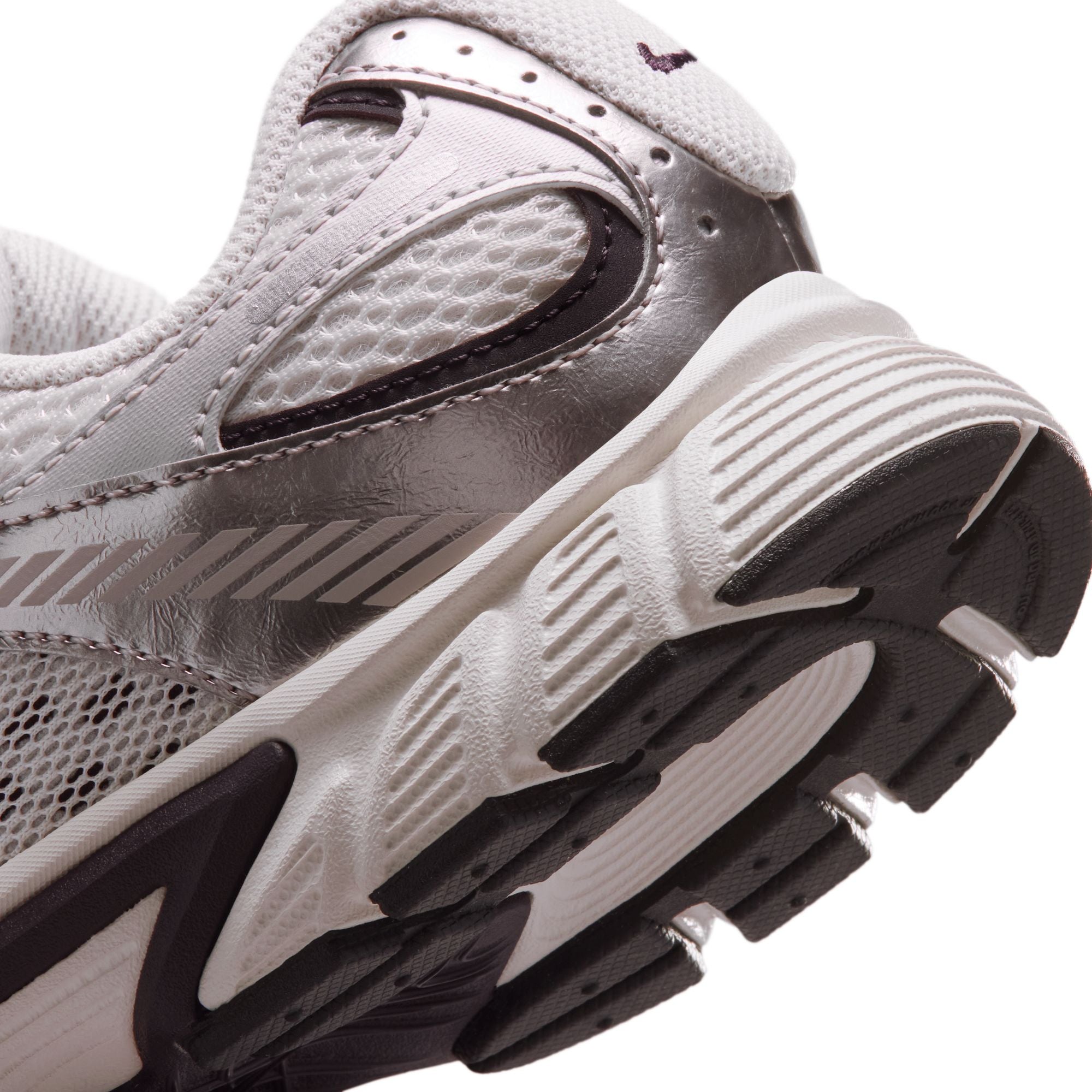 NIKE V5 RNR סניקרס