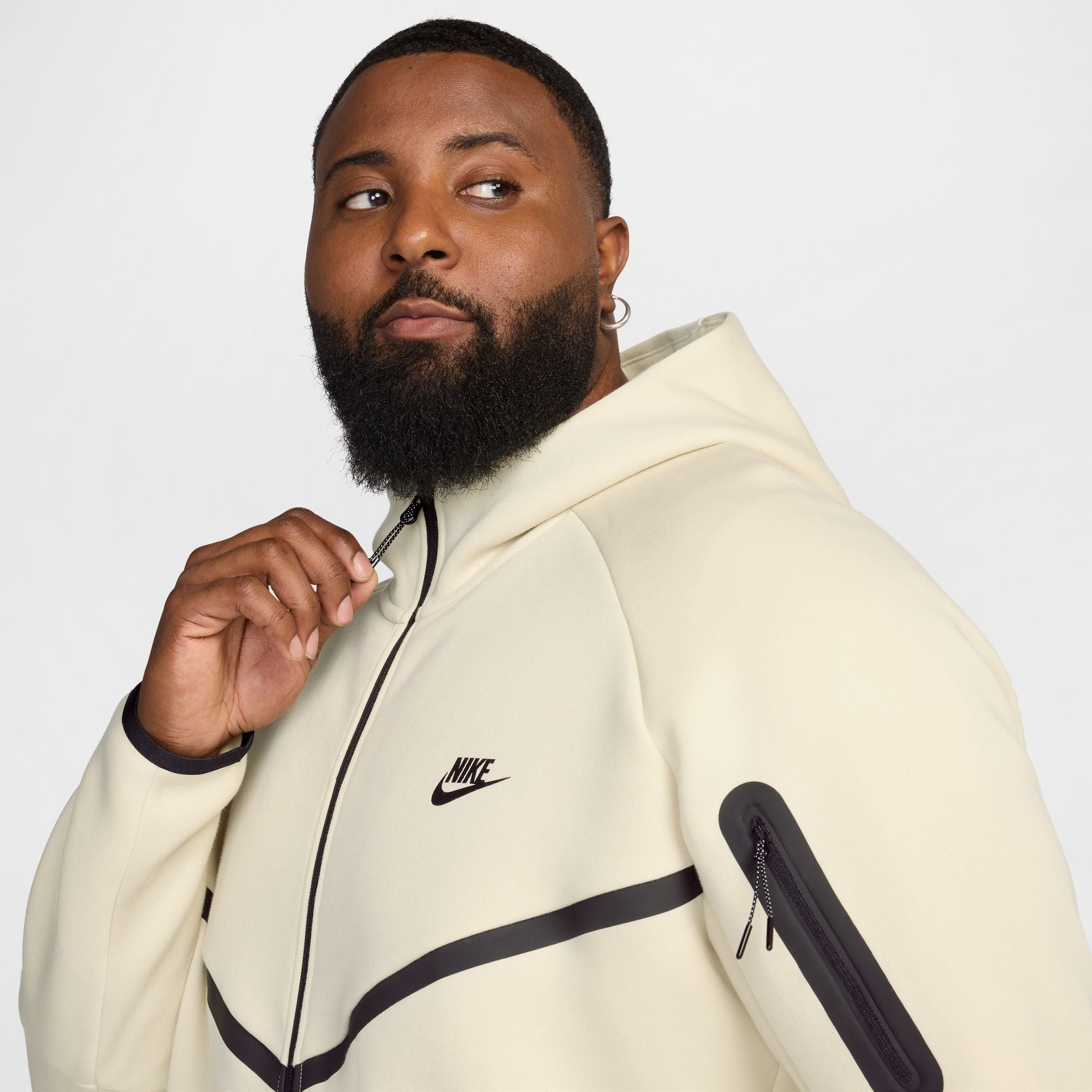 TECH סווטשירט