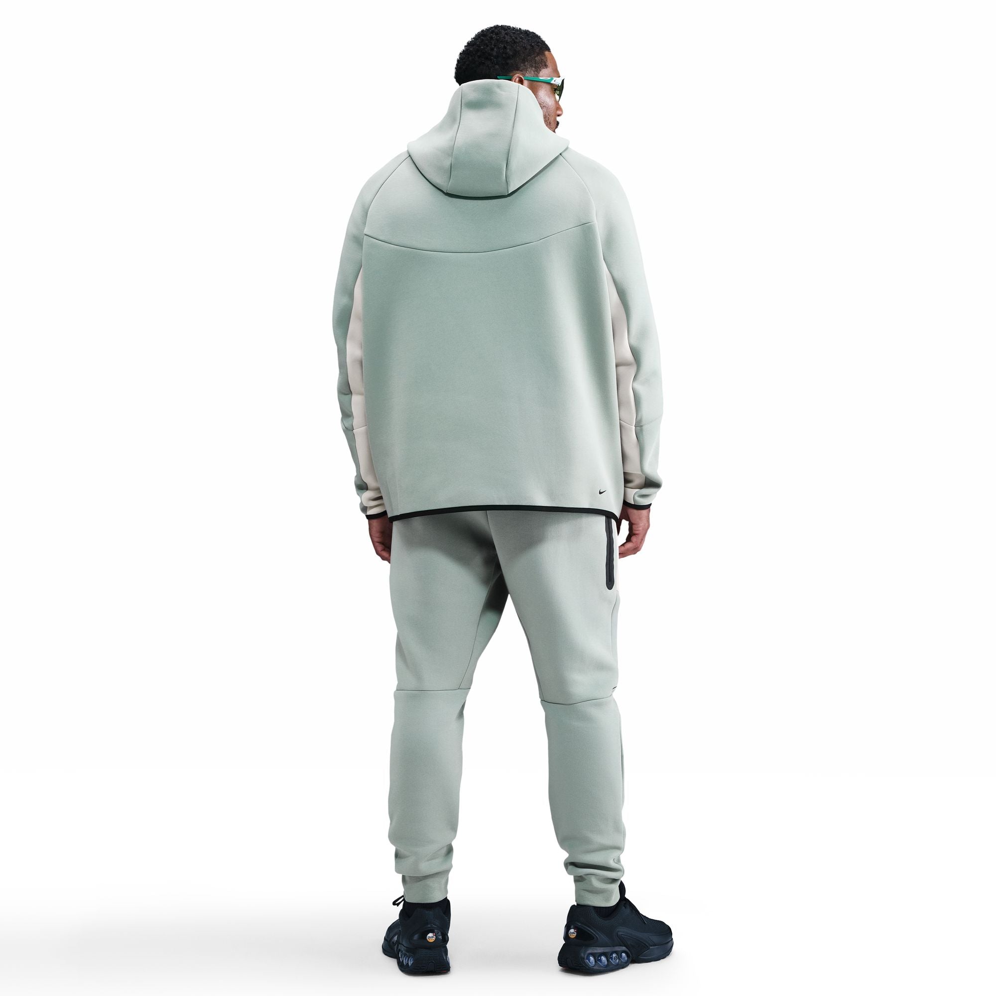 NIKE TECH FLEECE מכנסיים