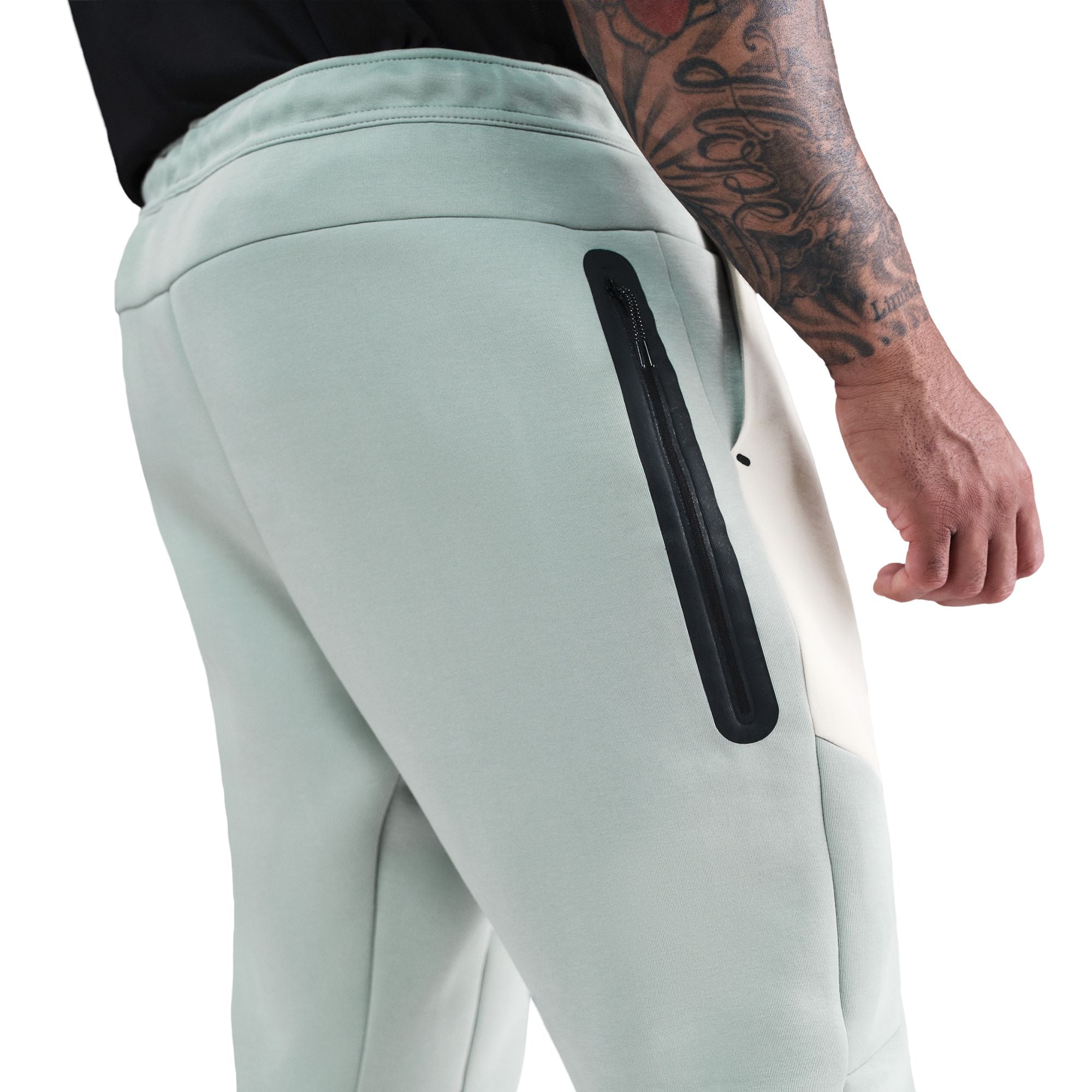 NIKE TECH FLEECE מכנסיים
