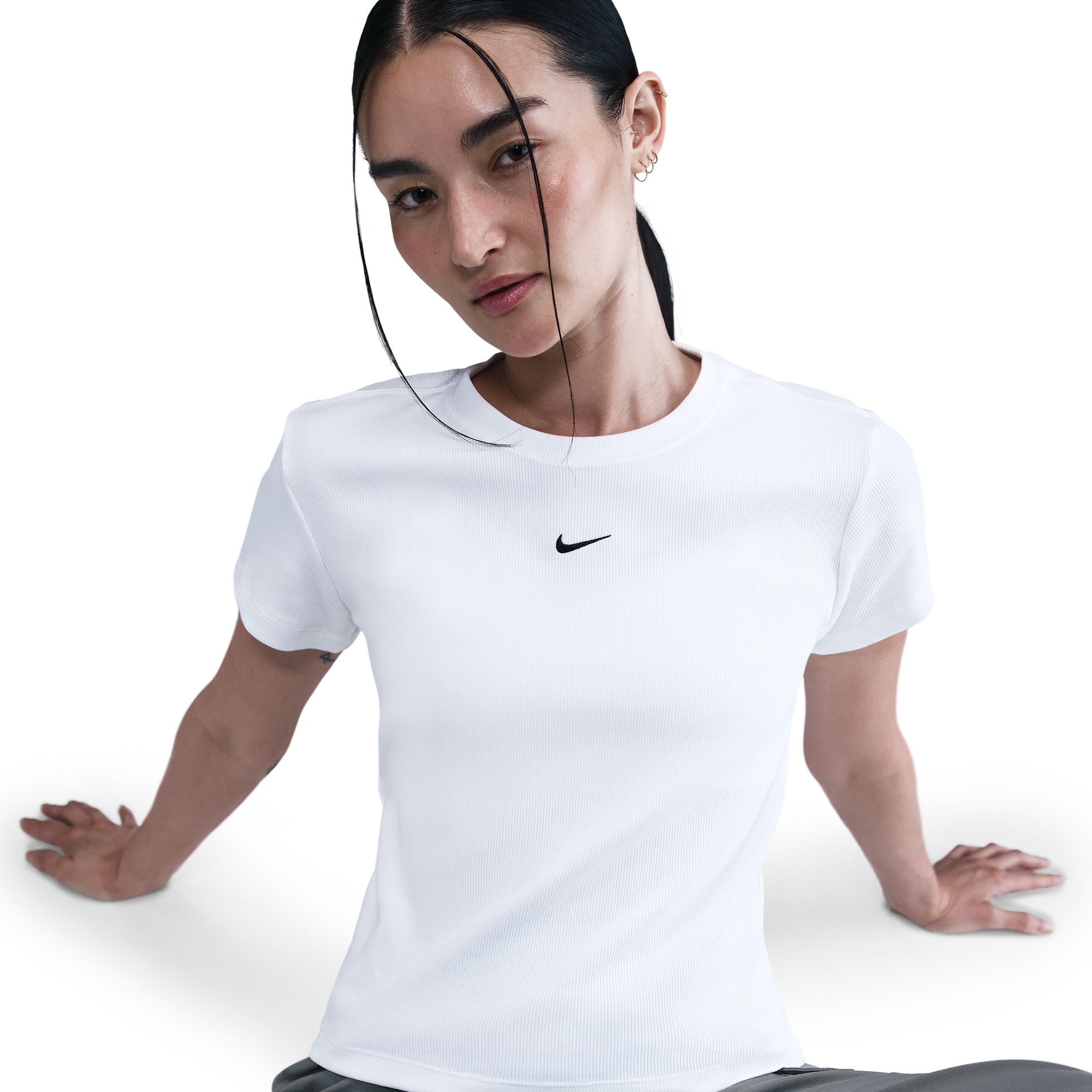 TIGHT RIBBED SHORT SLEEVE חולצת טי