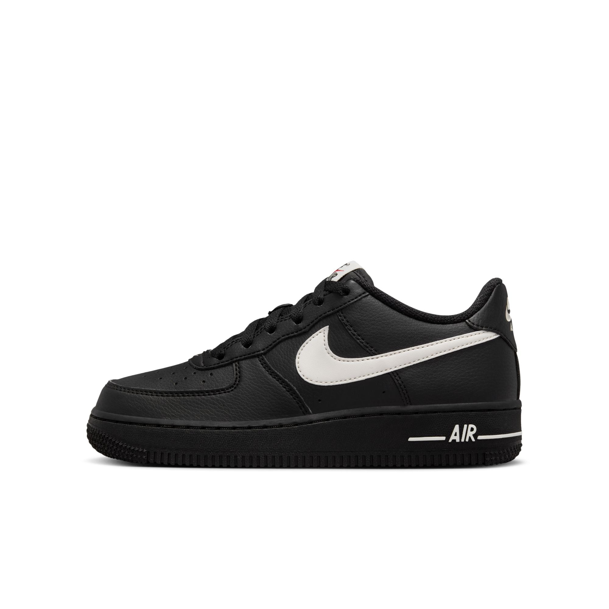 NIKE AIR FORCE 1 סניקרס