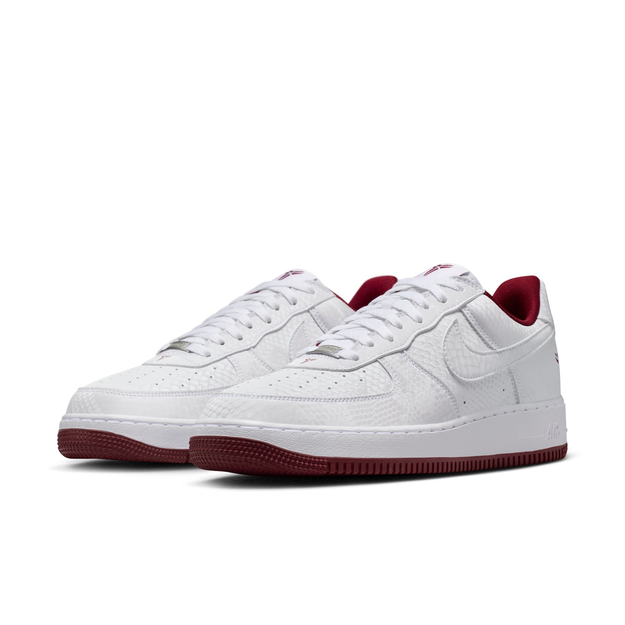 KOBE AIR FORCE 1 LOW סניקרס