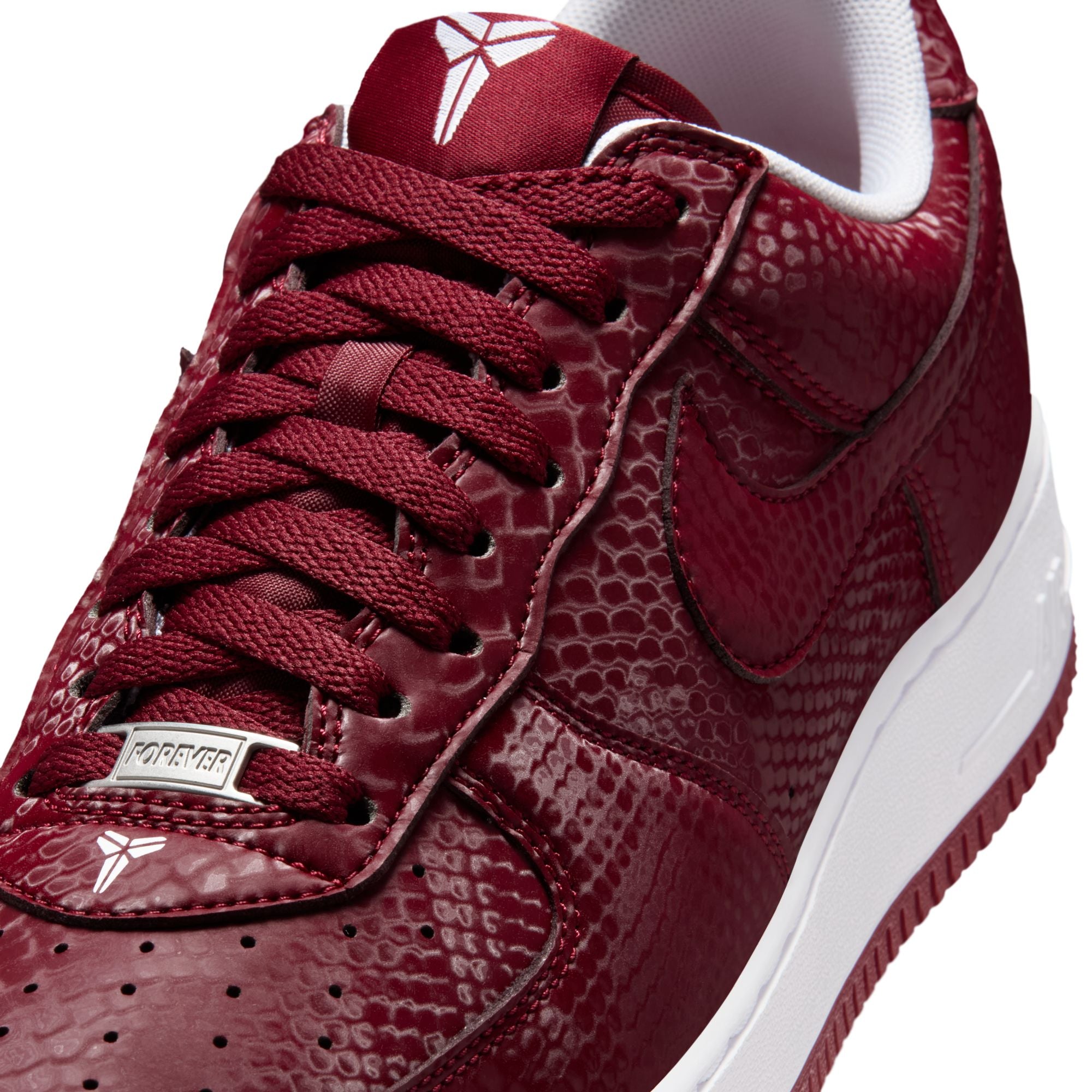 KOBE AIR FORCE 1 LOW סניקרס