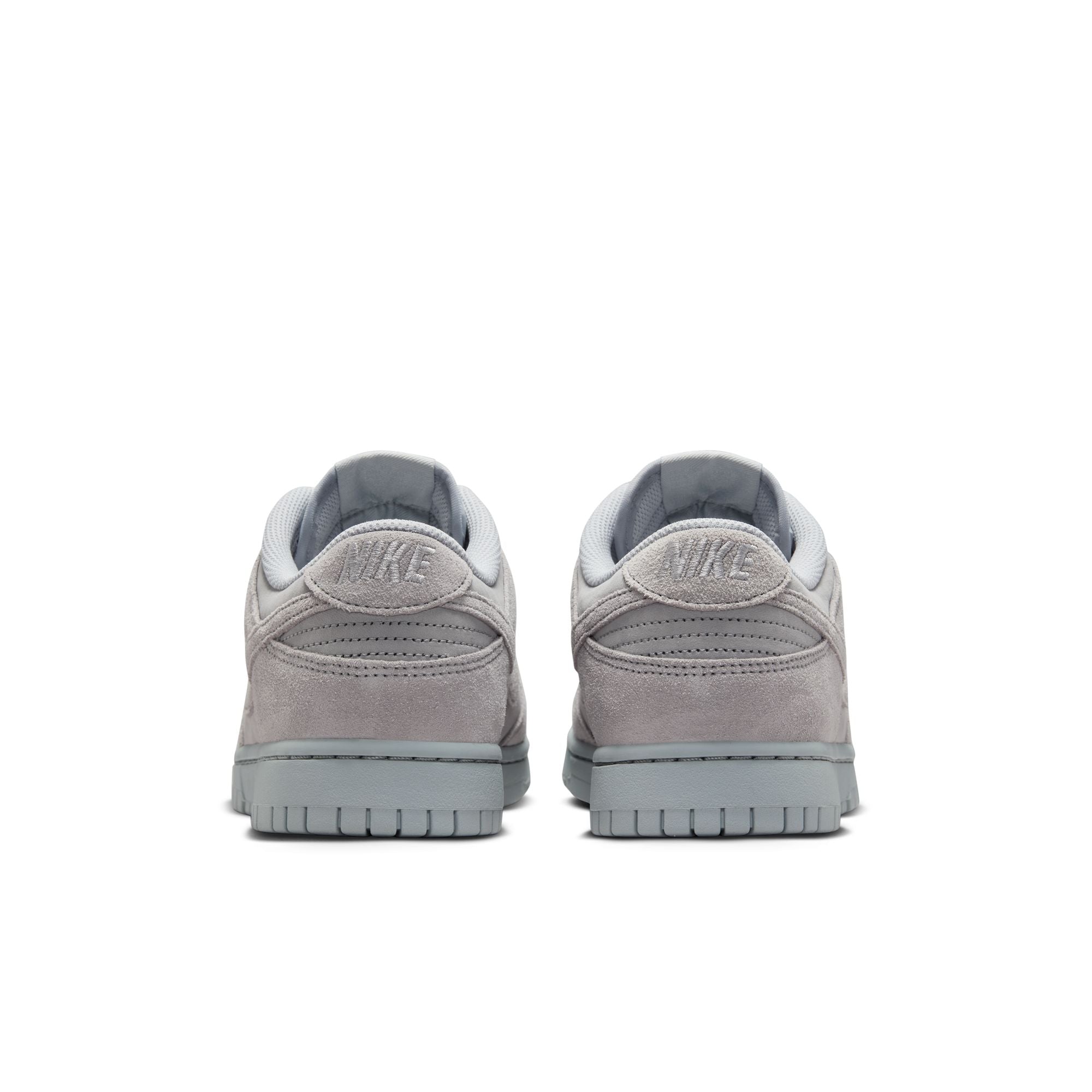 DUNK LOW RETRO SE סניקרס