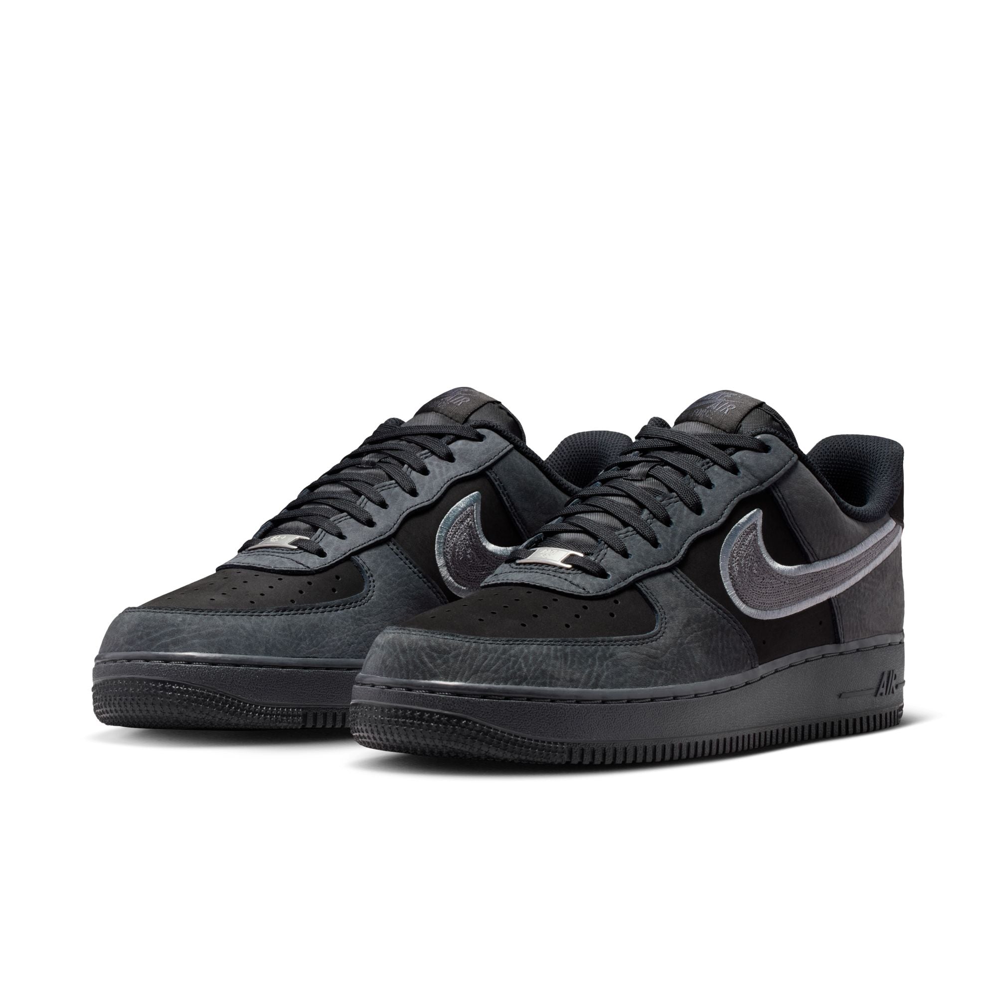 AIR FORCE 1 '07 LV8 סניקרס
