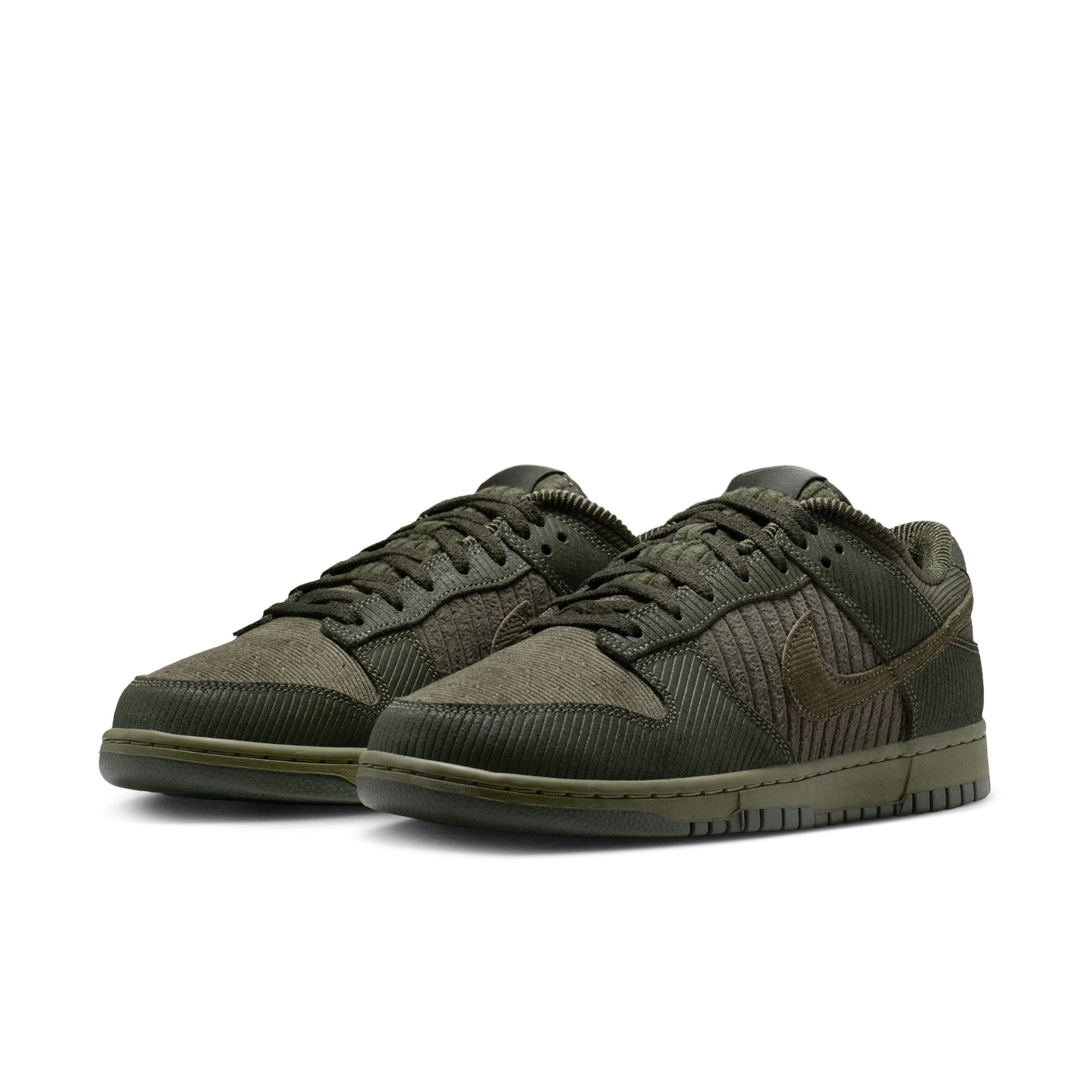 Dunk Low Retro Premium סניקרס