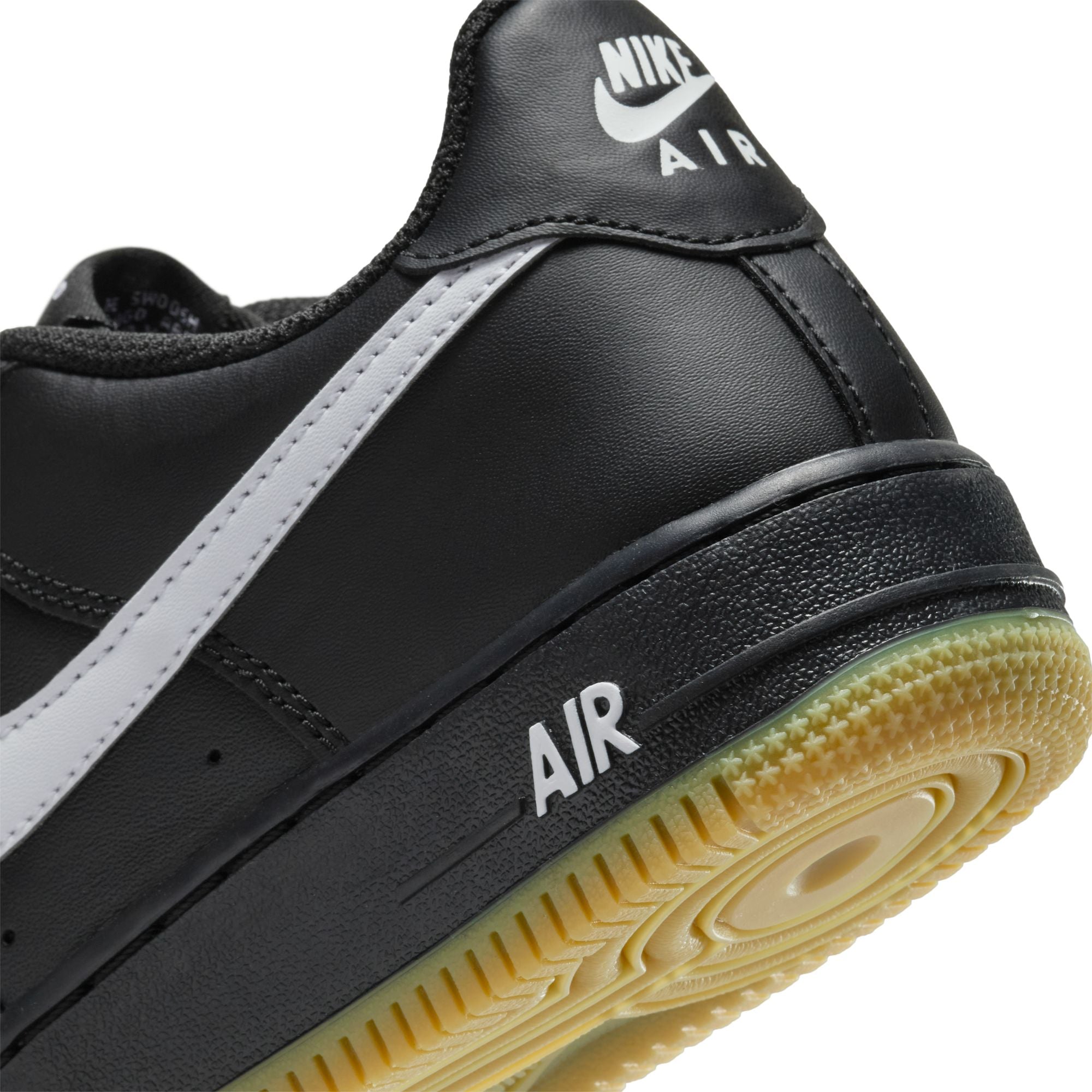 AIR FORCE 1 LV8