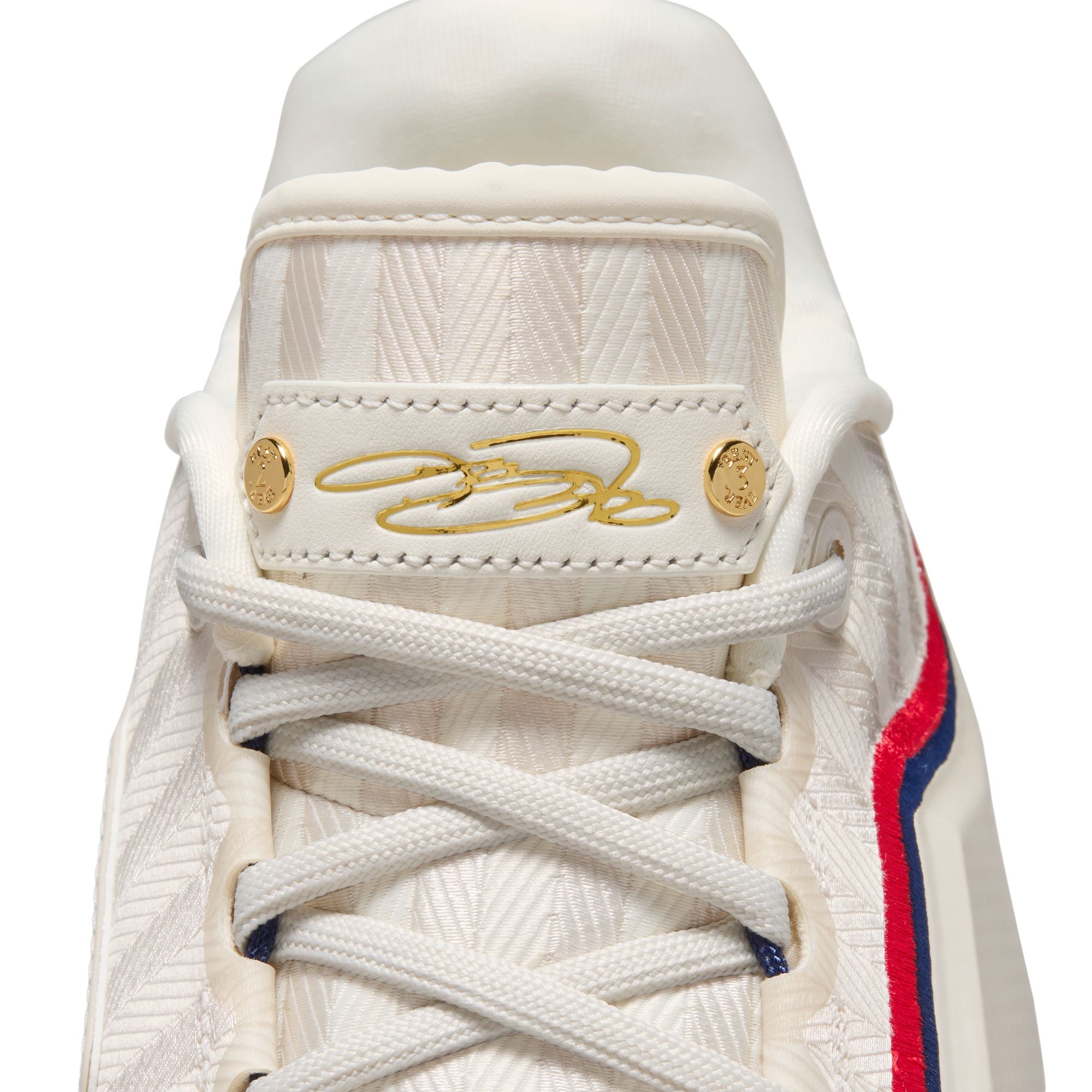 LeBron XXIII "Old Glory נעלי כדורסל