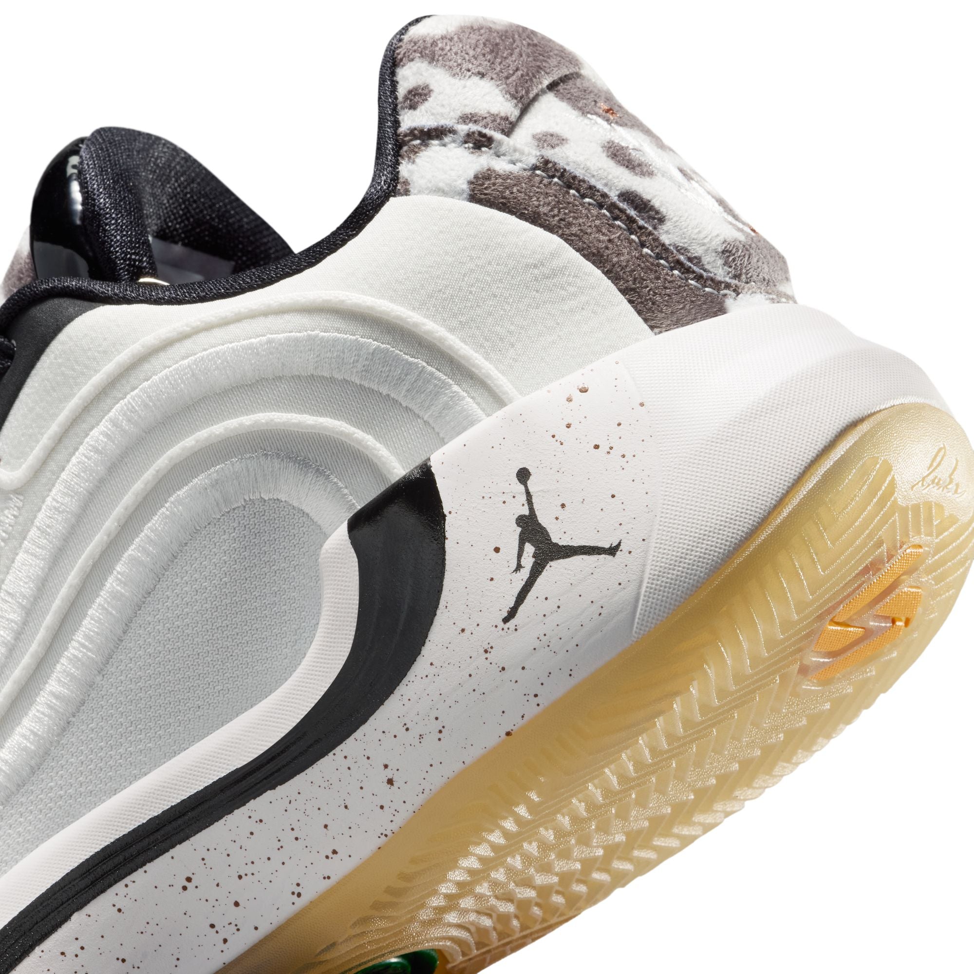 JORDAN LUKA 4 GONE נעלי כדורסל