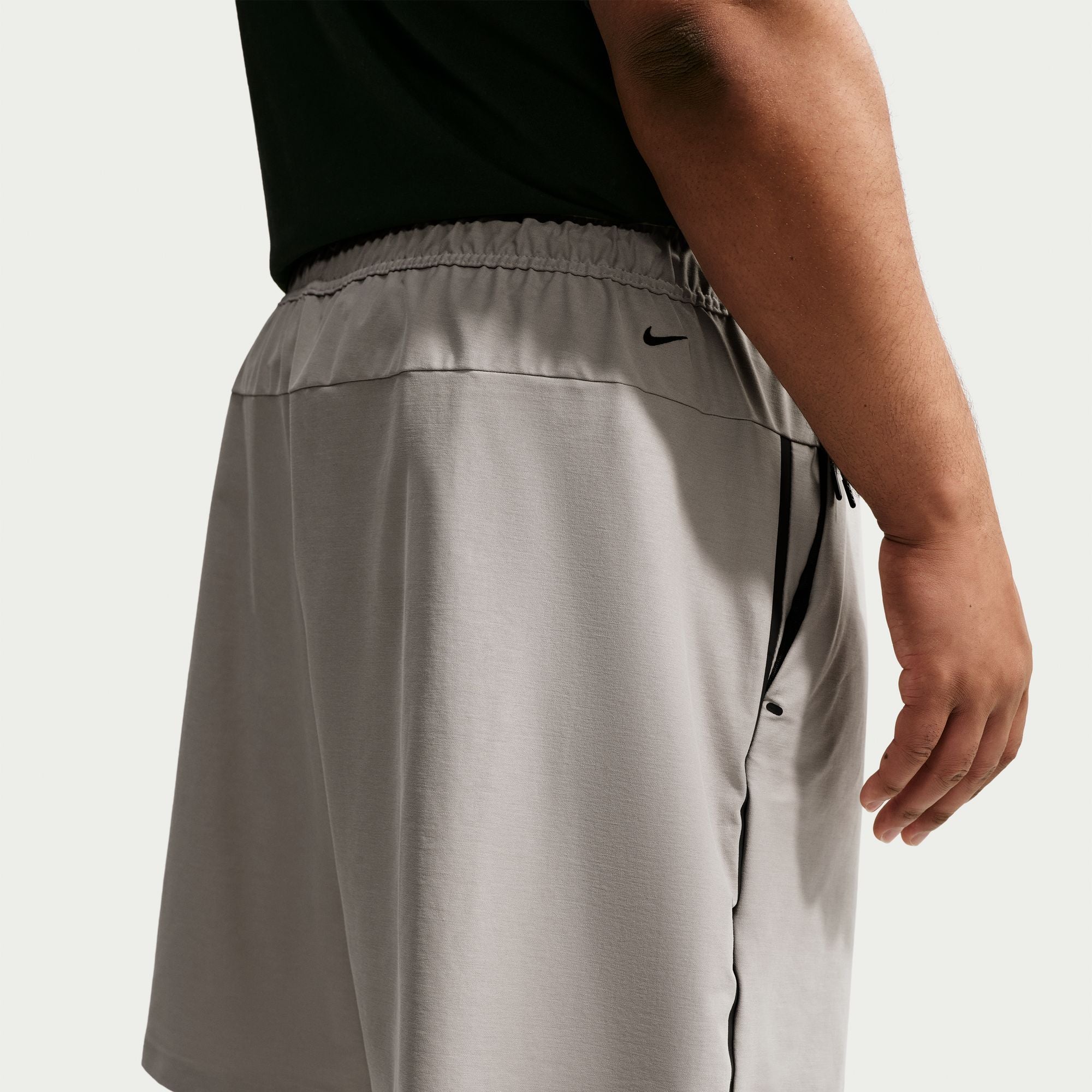 Nike Tech מכנסיים קצרים