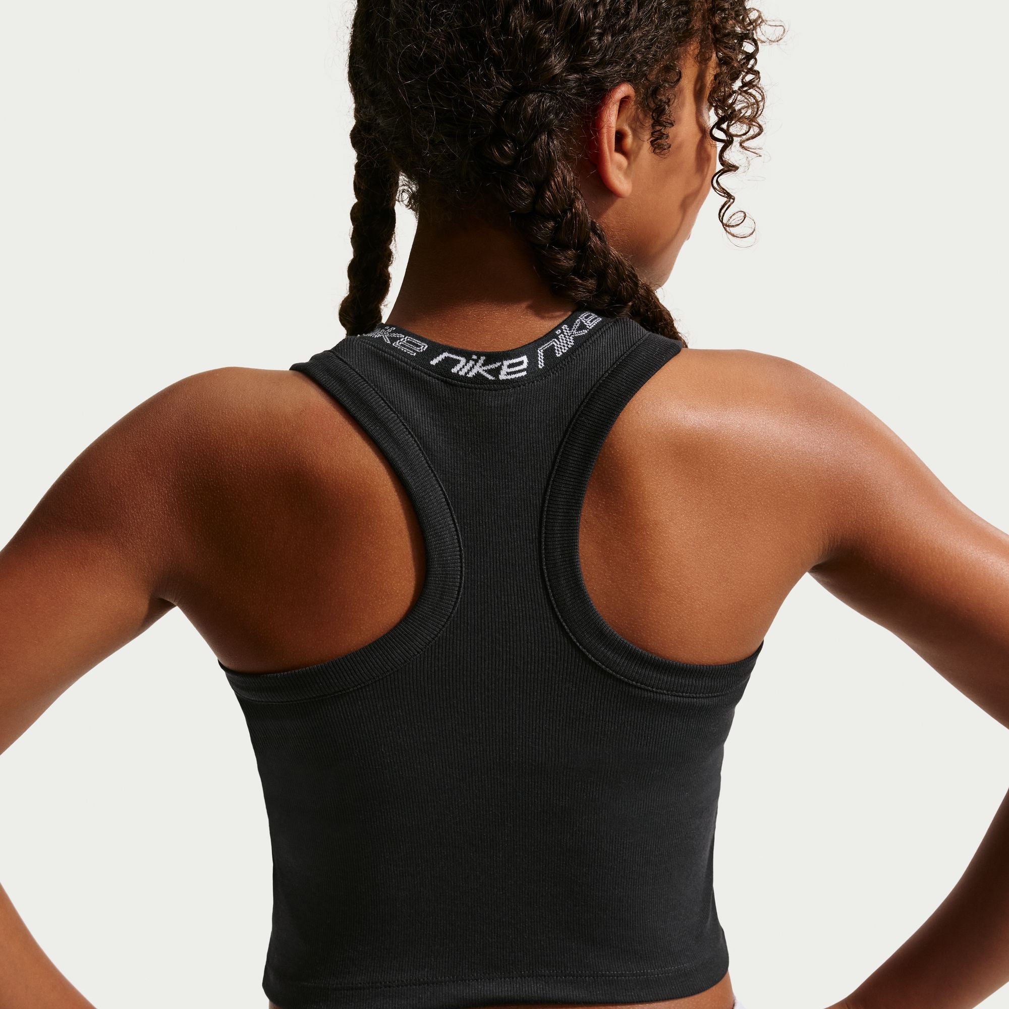 DRI-FIT TANK DANCE גופיה