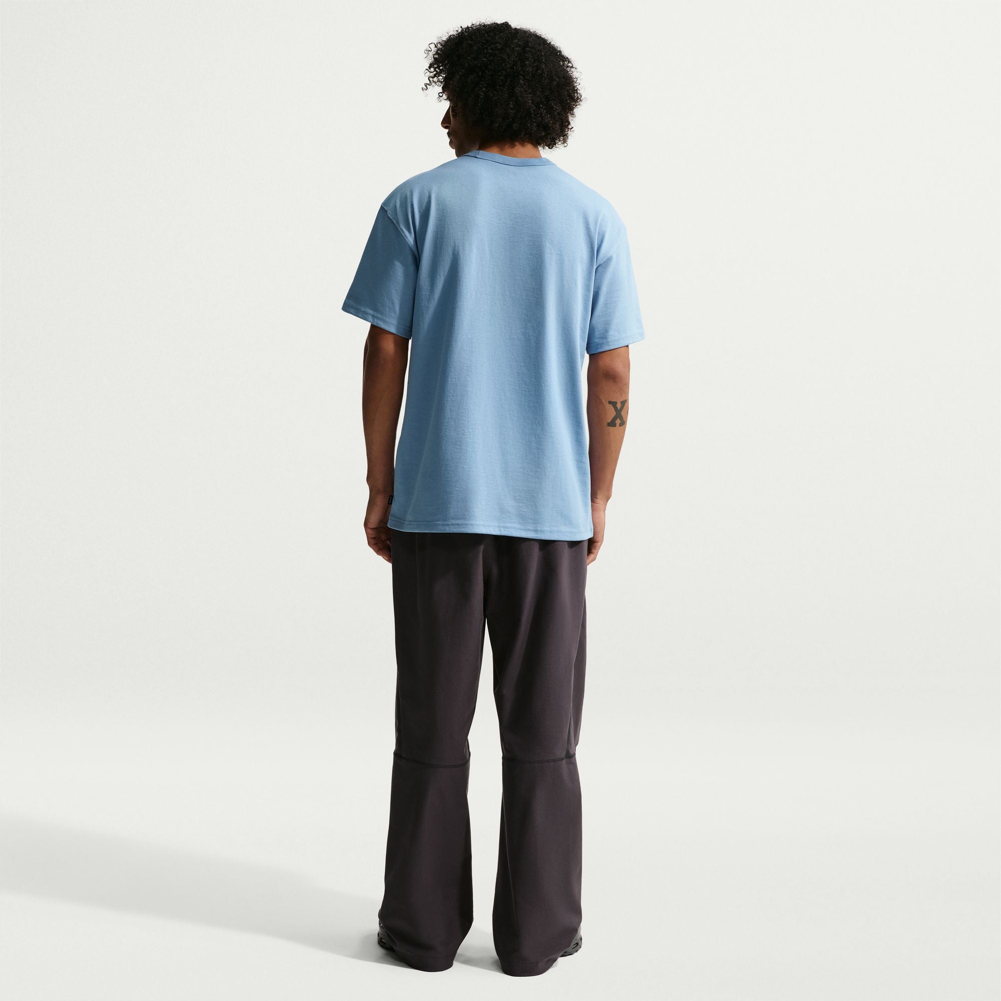 SPORTSWEAR PREMIUM ESSENTIALS טי שירט