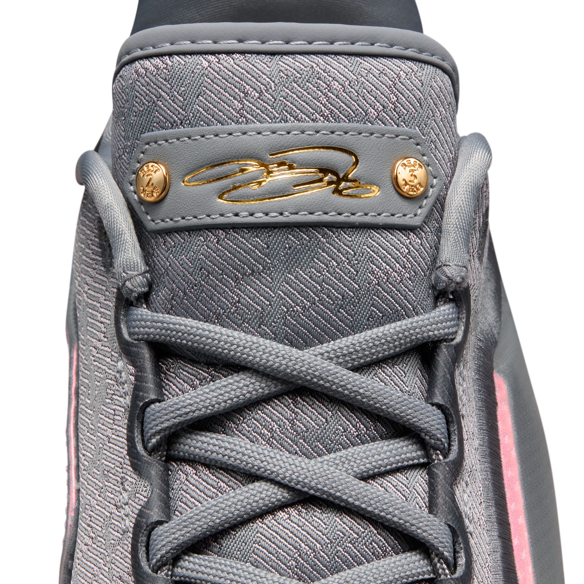 LEBRON XXIII נעלי כדורסל