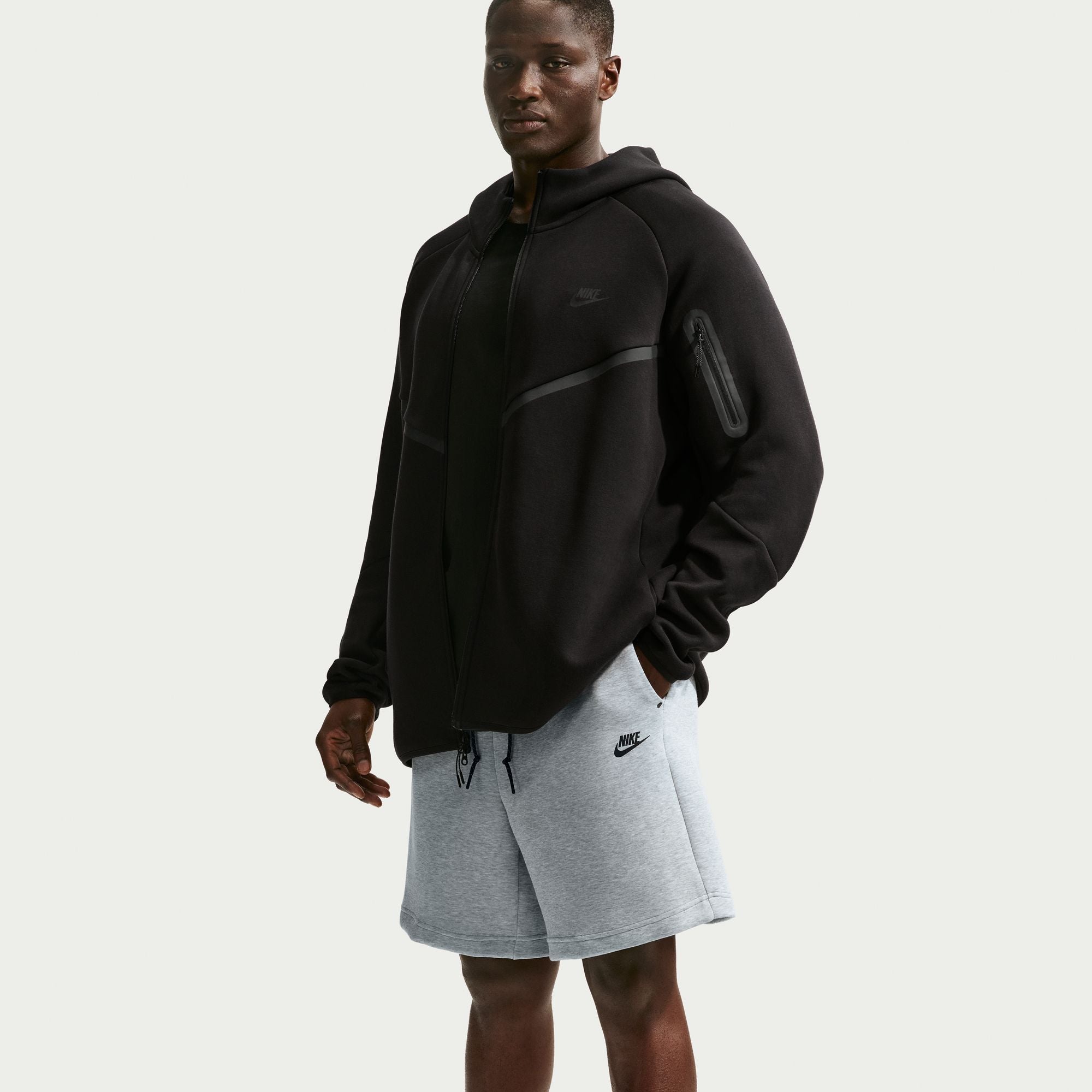 TECH FLEECE מכנסיים קצרים