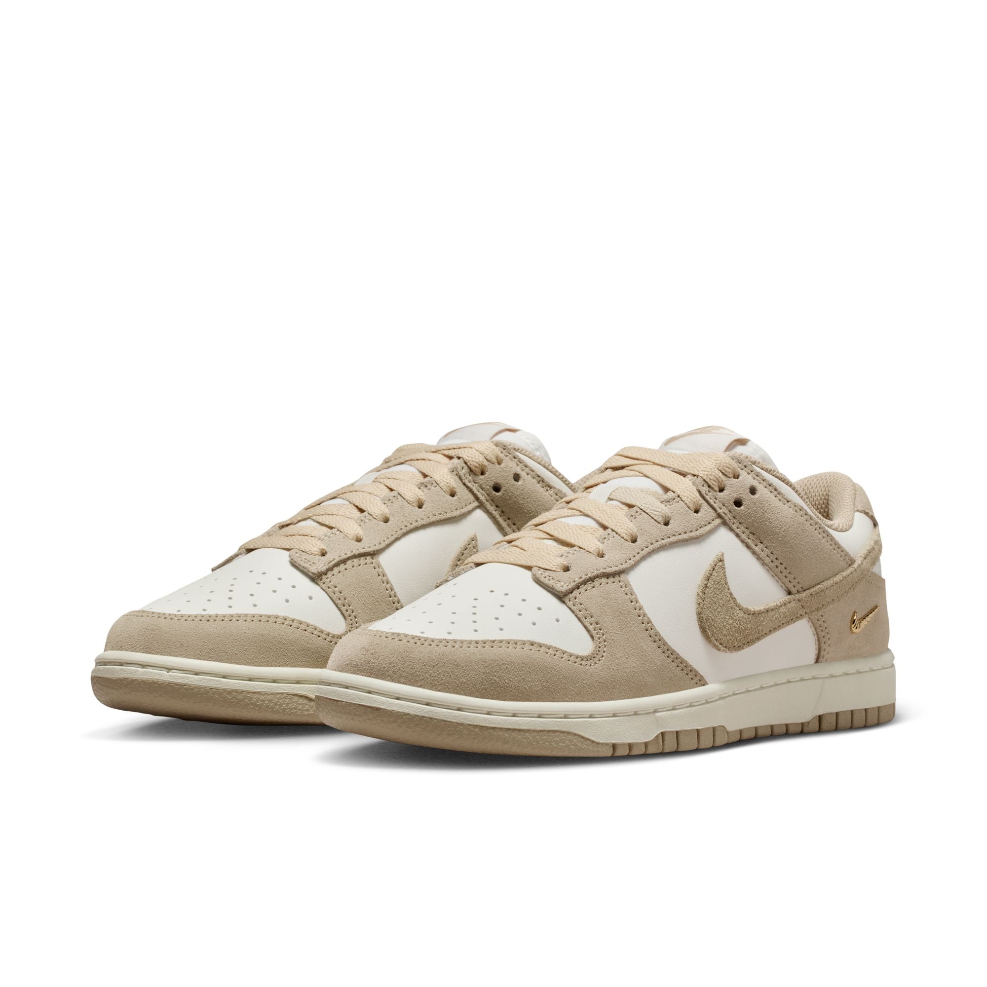 DUNK LOW סניקרס